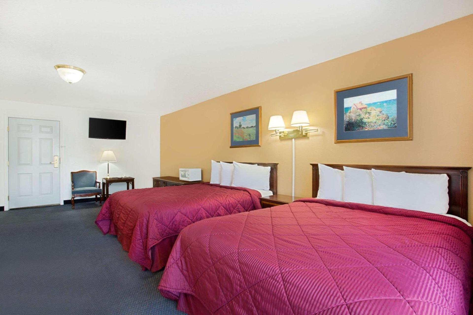 Super 8 by Wyndham Oroville photo 11
