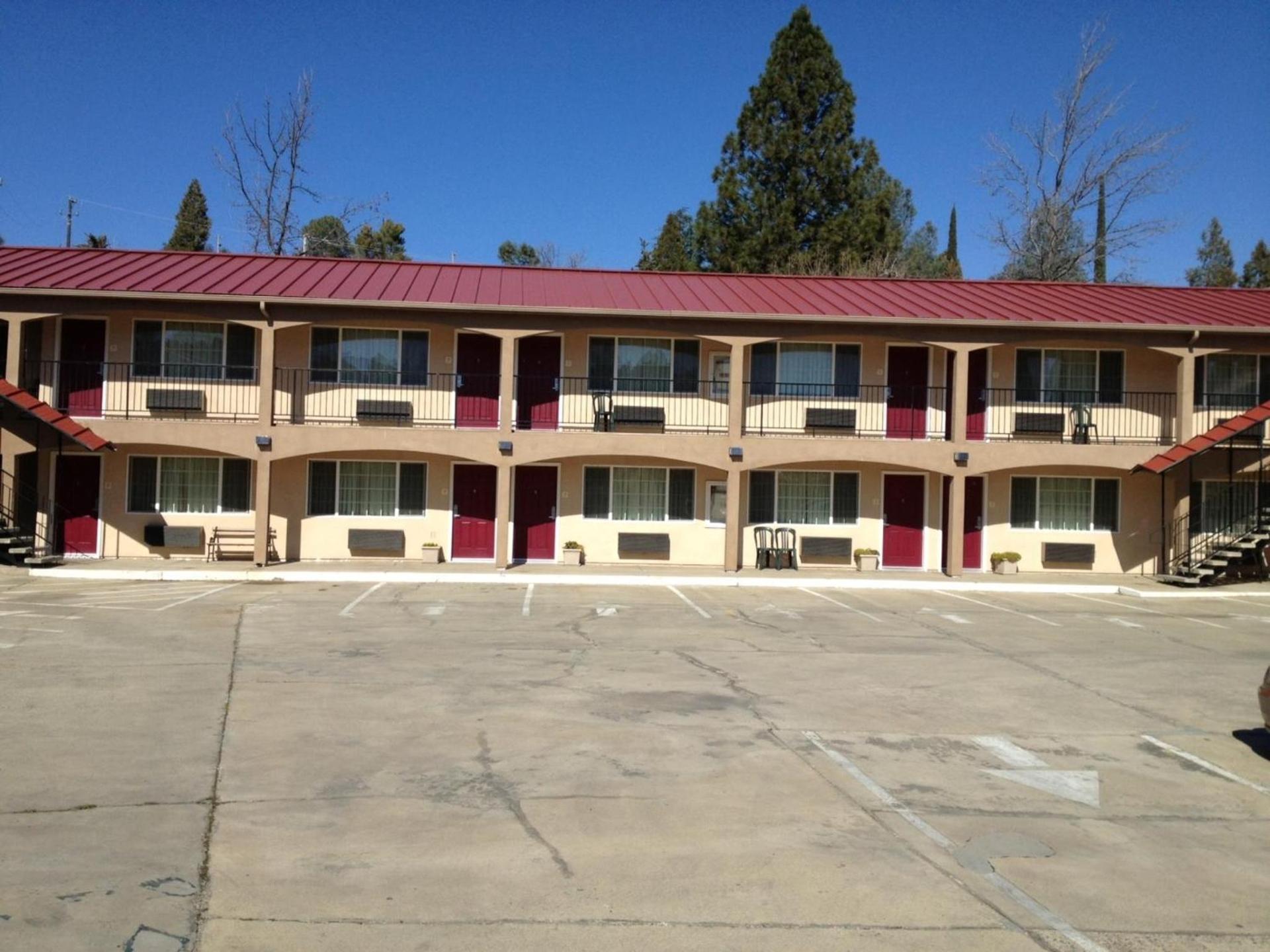 The Yosemite Inn — hotel in Mariposa