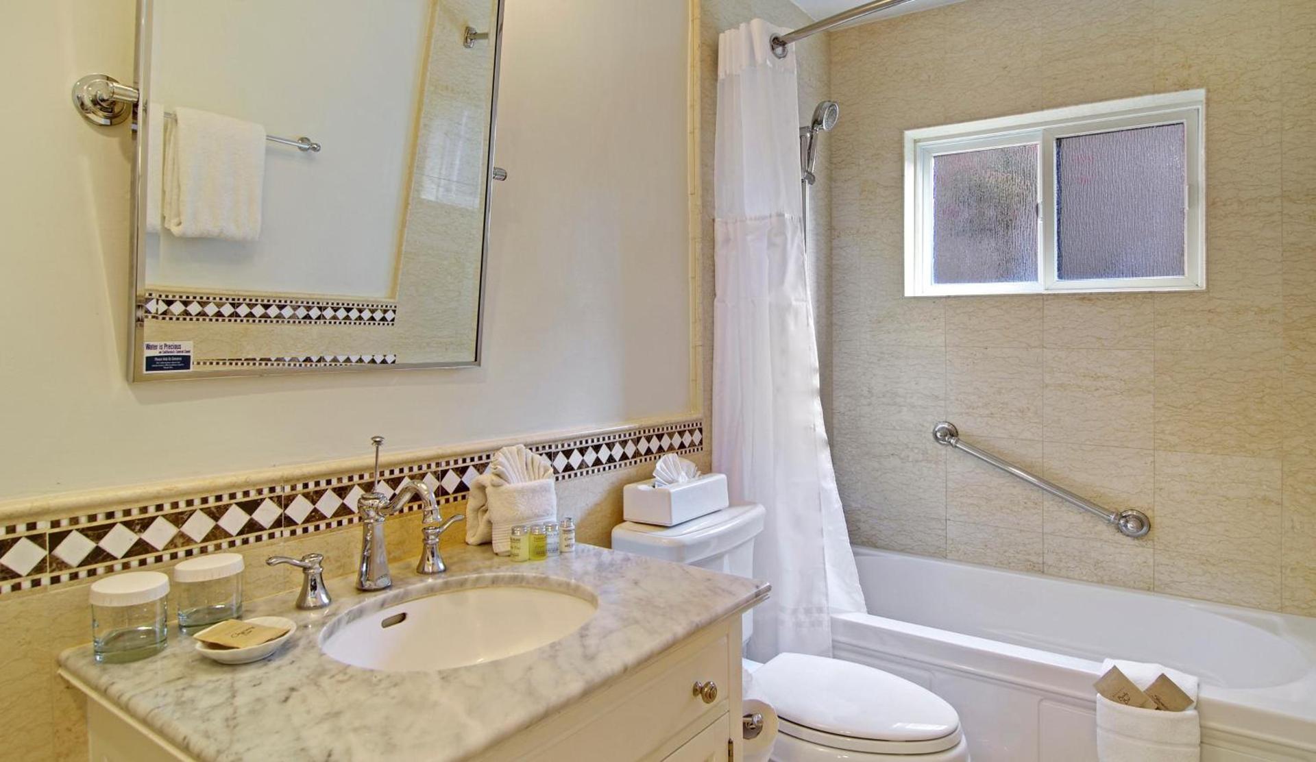Wayside Inn photo 13