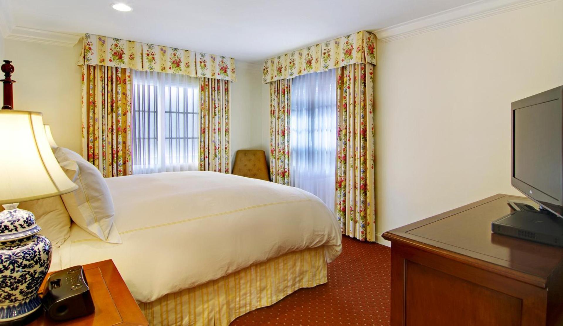 Wayside Inn photo 59