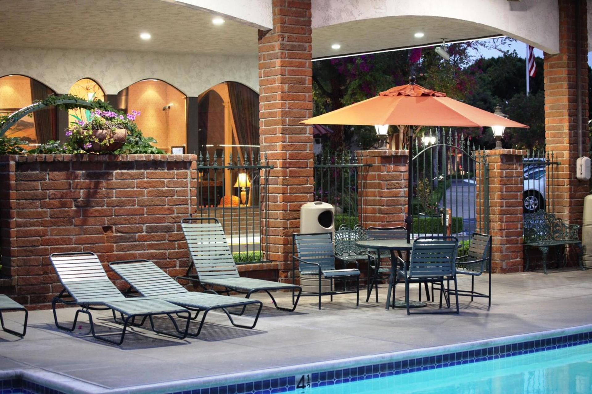 Laguna Hills Lodge-Irvine Spectrum photo 6