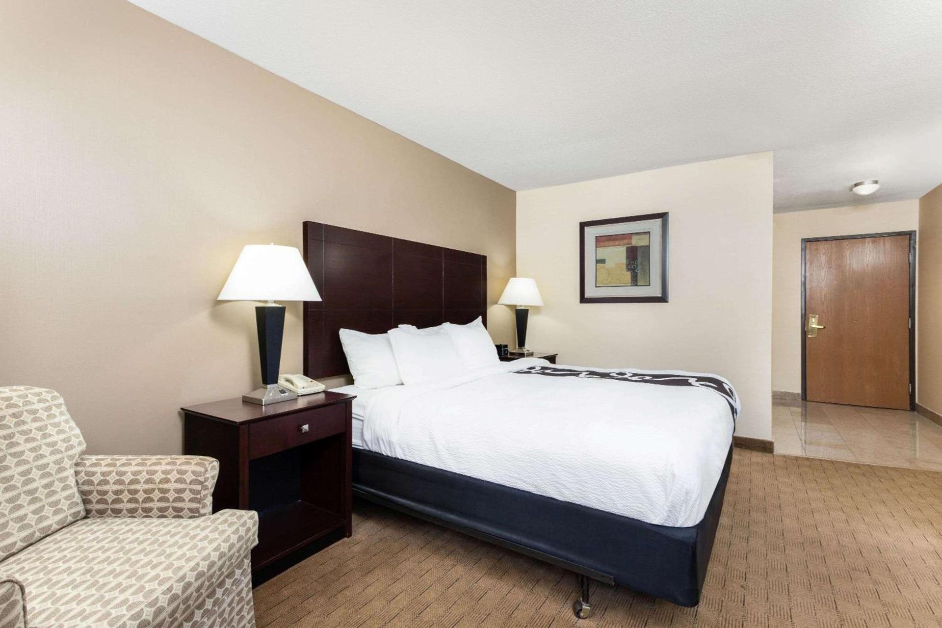 AmericInn by Wyndham Frankfort IN photo 15