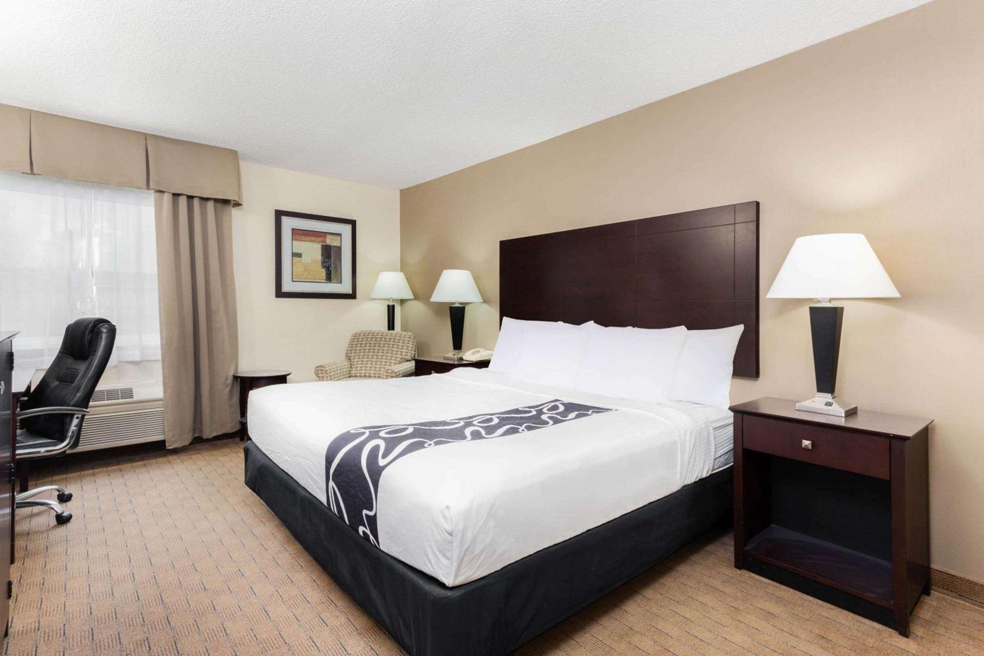 AmericInn by Wyndham Frankfort IN photo 18