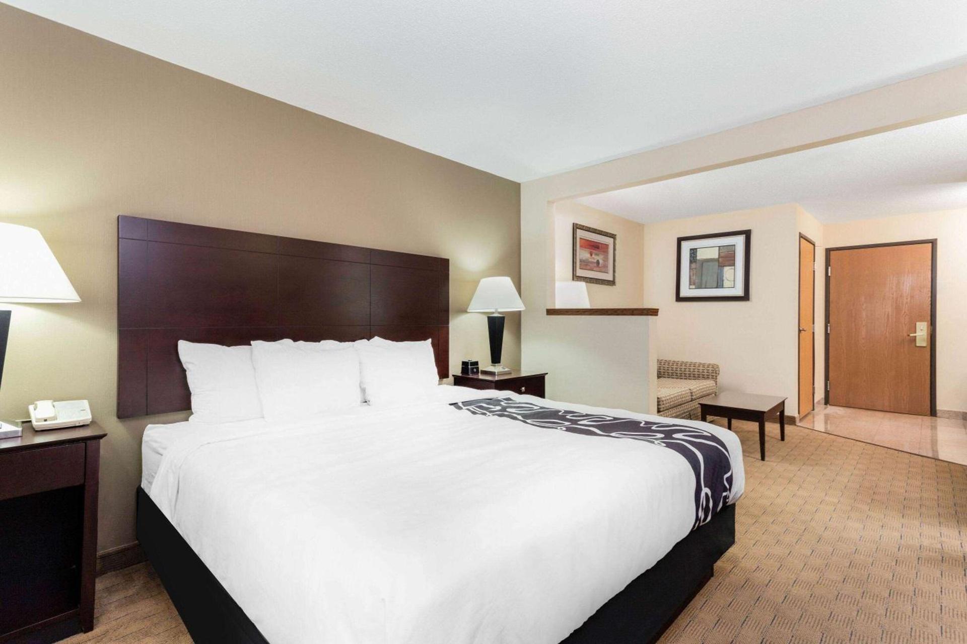 AmericInn by Wyndham Frankfort IN photo 21