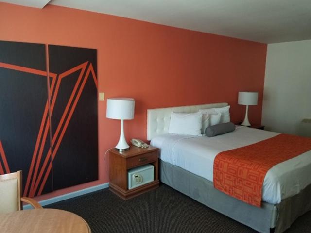 Howard Johnson by Wyndham Atlantic City photo 7