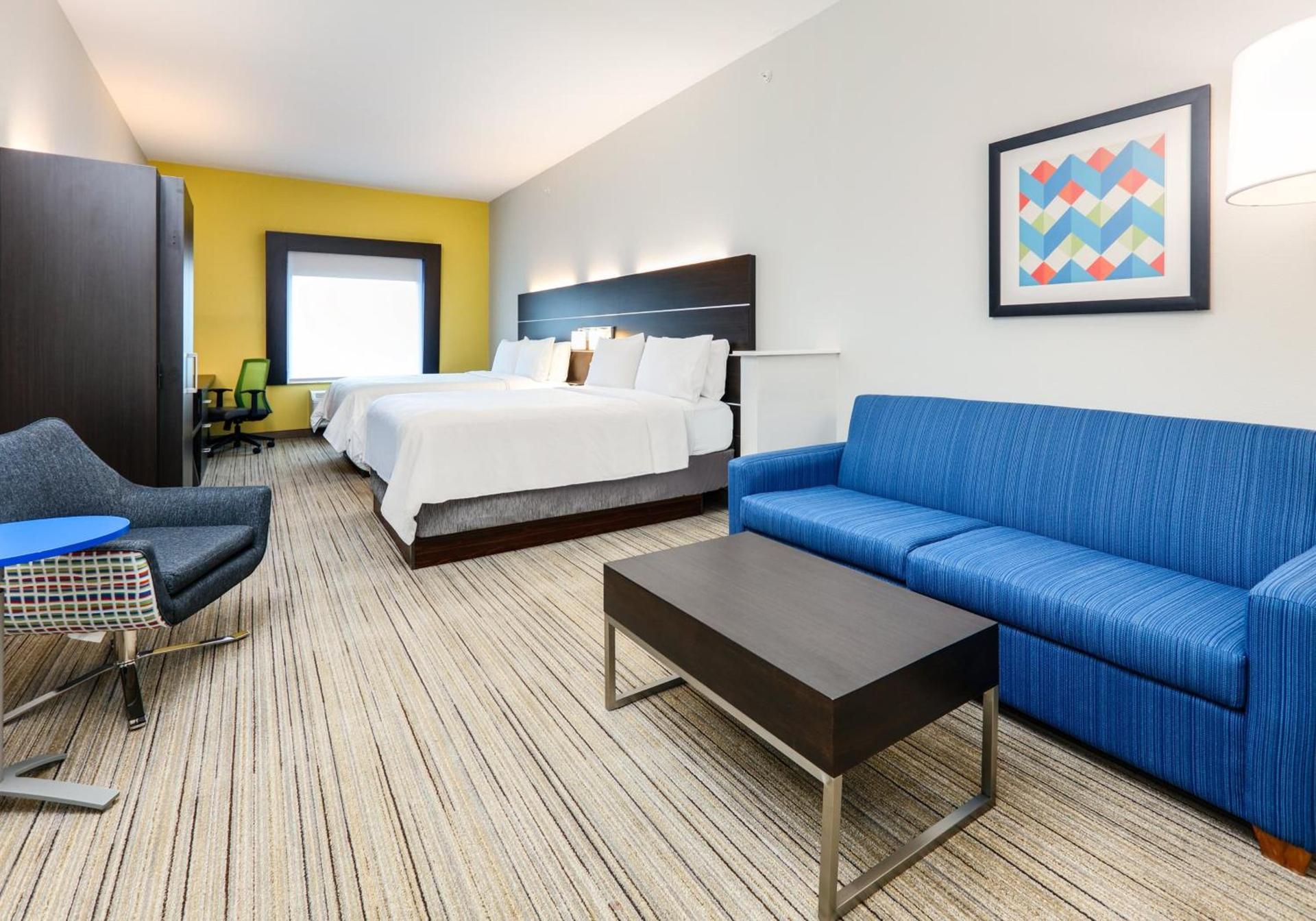 Holiday Inn Express Hotel & Suites Cleburne by IHG photo 43