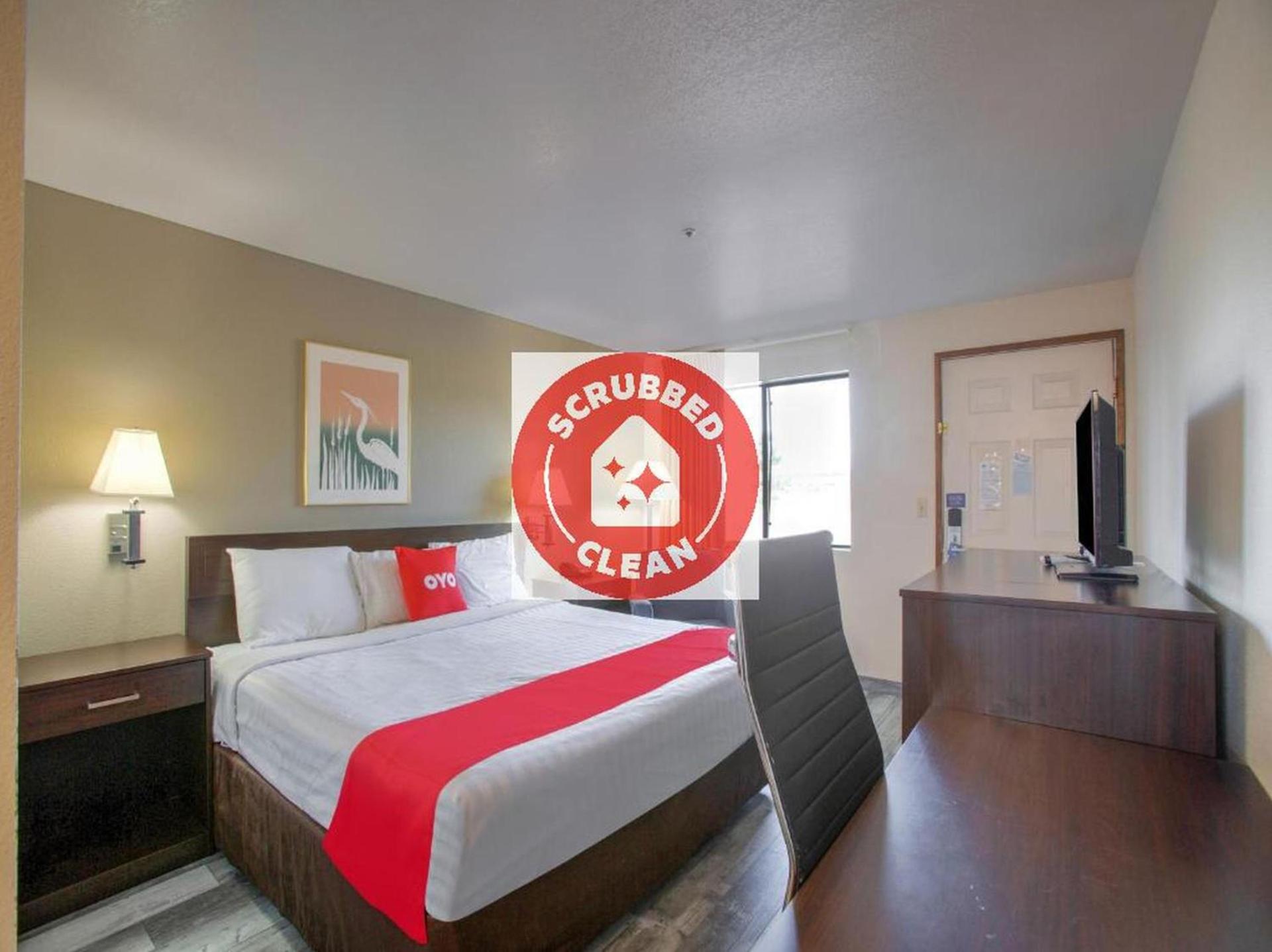 OYO Woodland Hotel and Suites photo 18