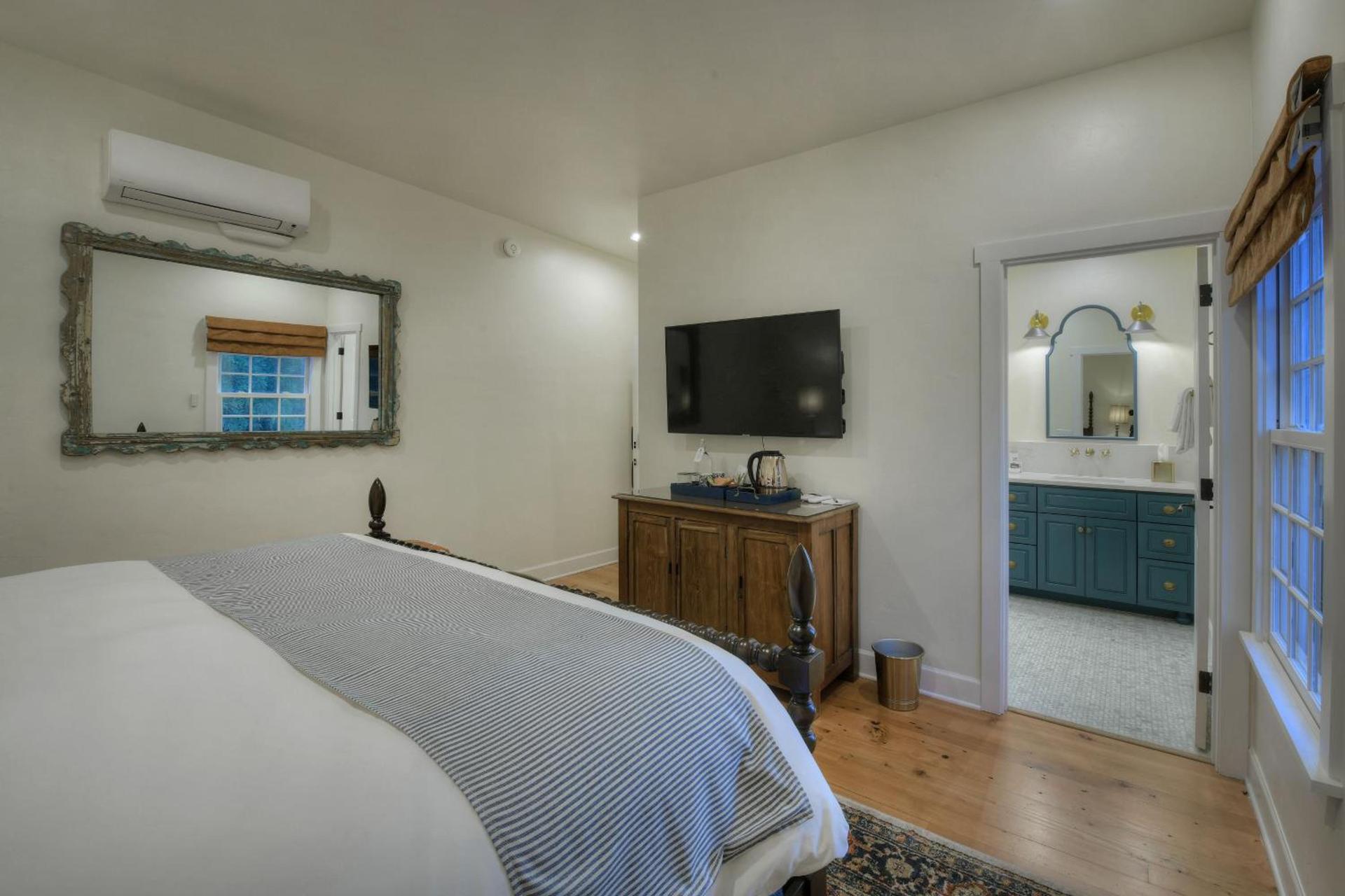 Armory Park Inn photo 8