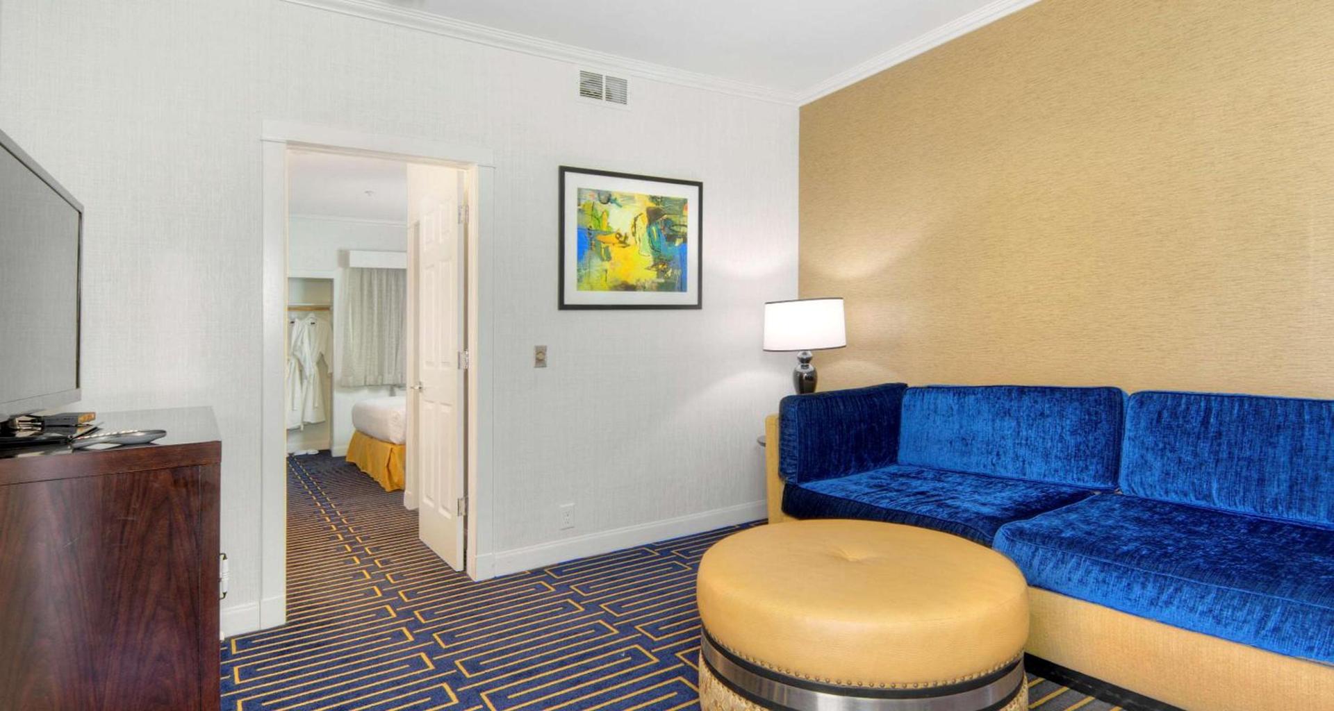 Best Western Plus Palm Court Hotel photo 38