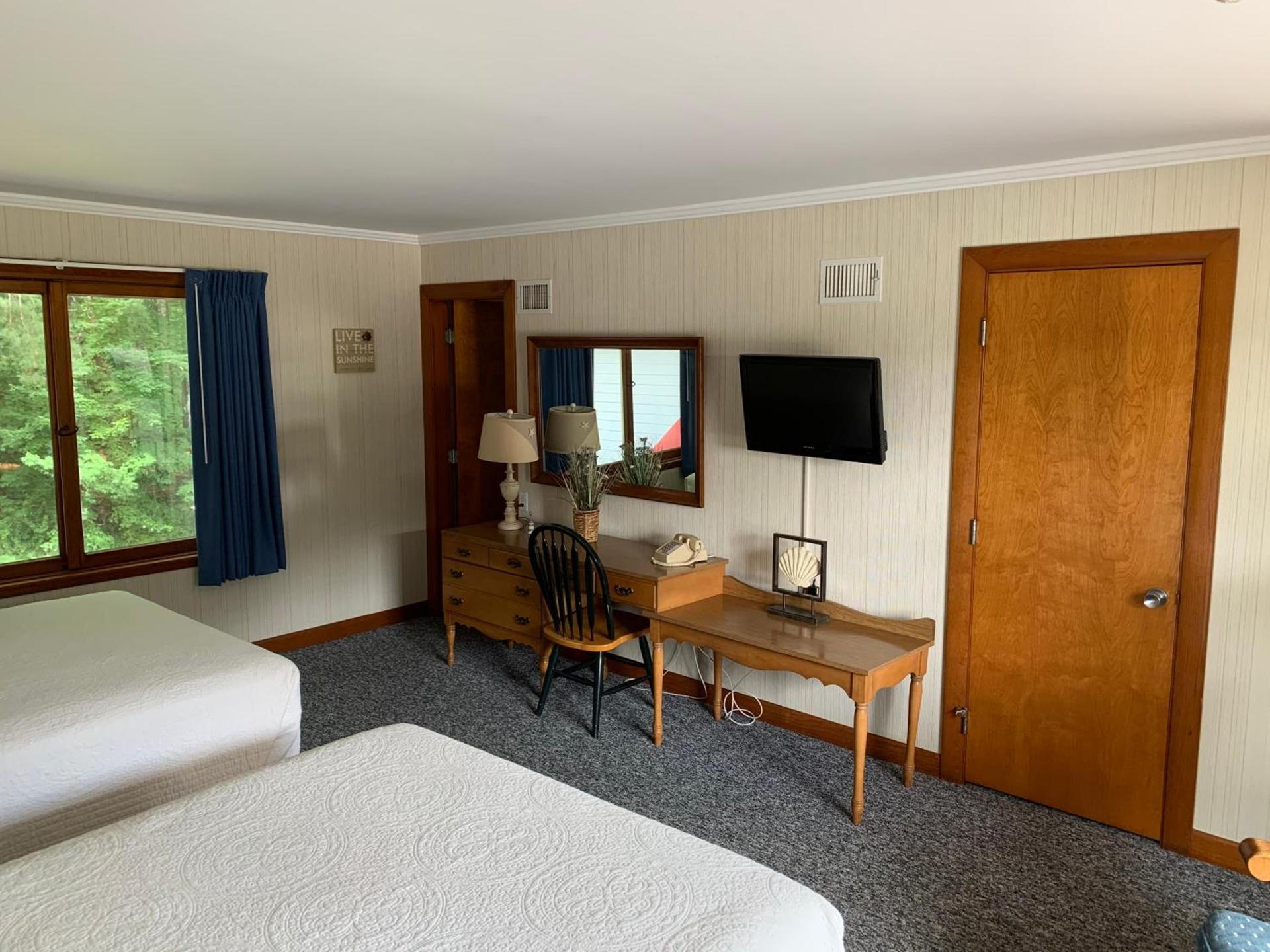 Towne Lyne Motel photo 84
