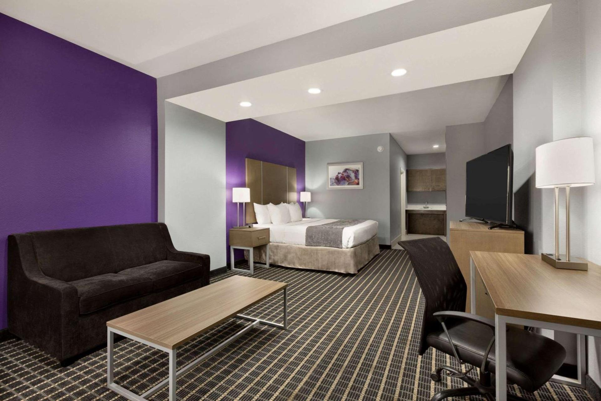 Days Inn by Wyndham Odessa photo 6
