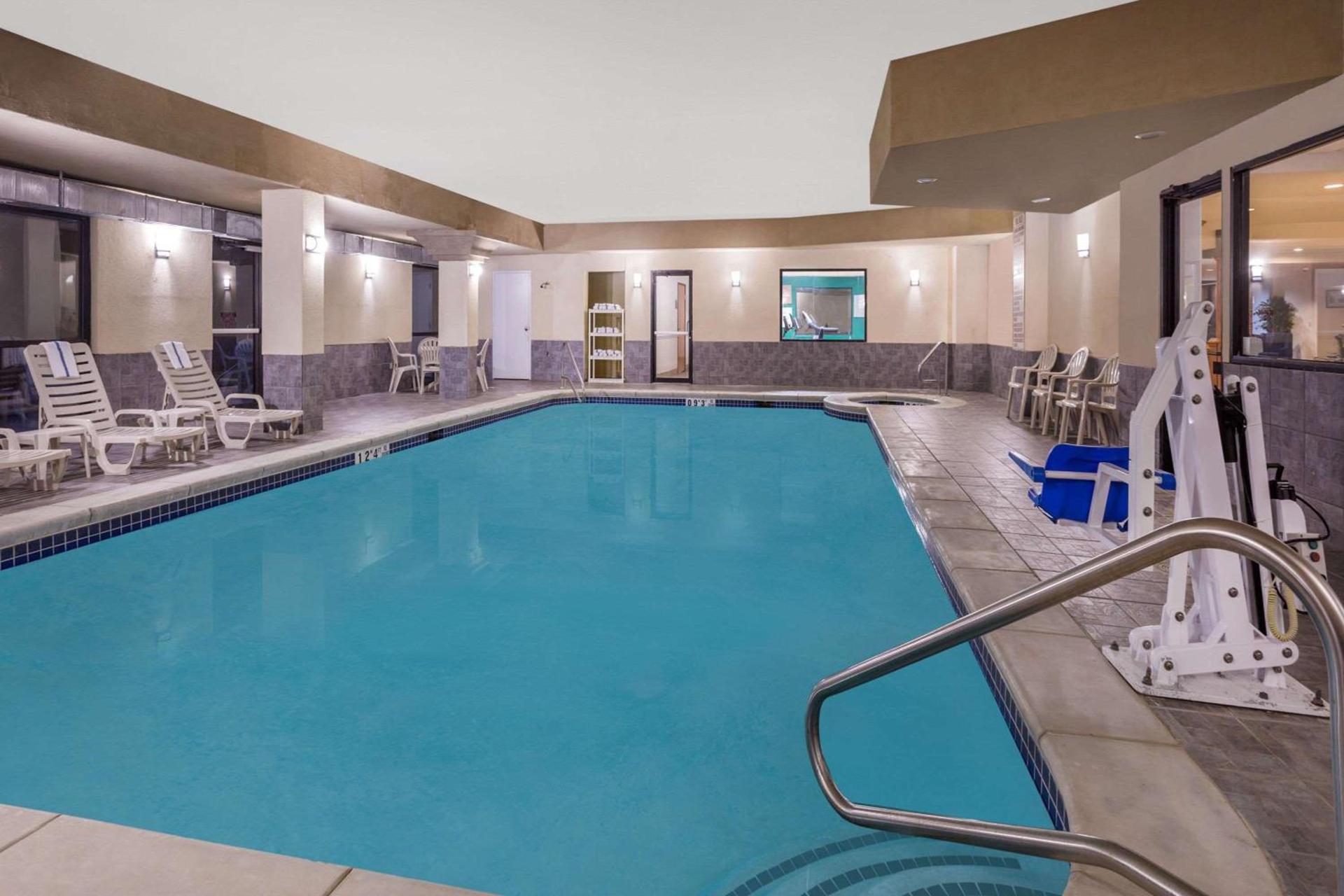 Wingate by Wyndham Athens GA photo 5