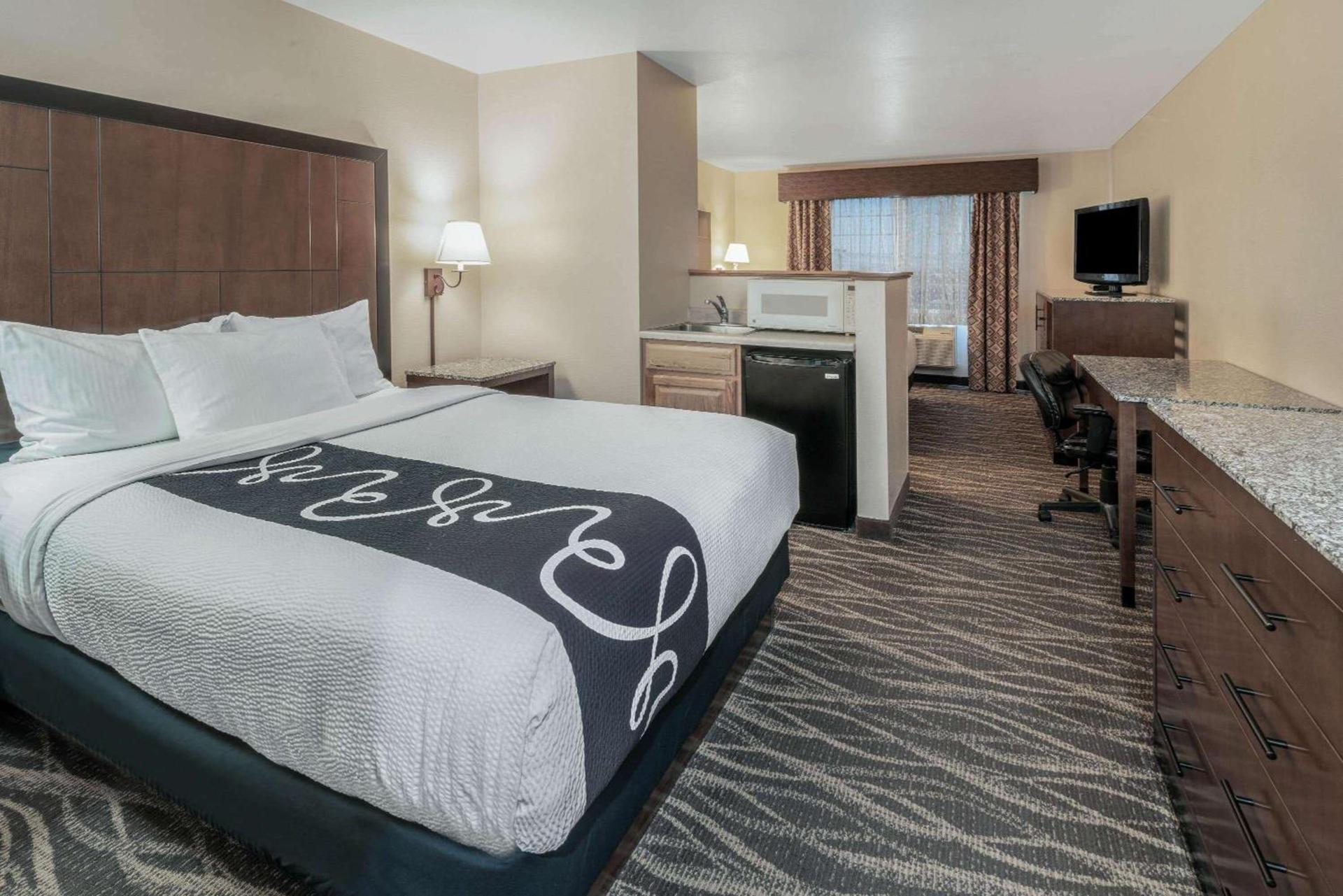 La Quinta by Wyndham Belgrade - Bozeman Airport photo 21