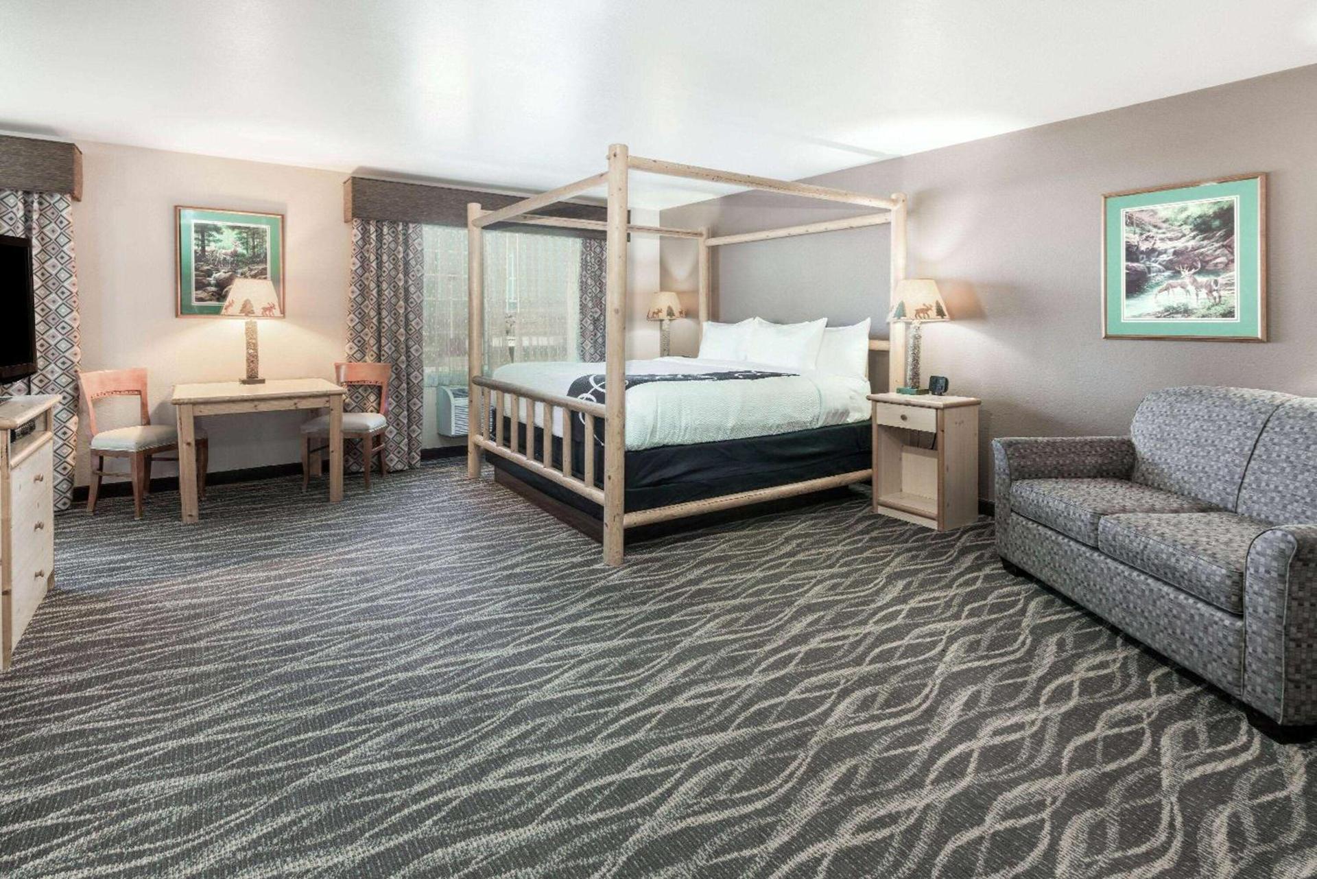 La Quinta by Wyndham Belgrade - Bozeman Airport photo 26