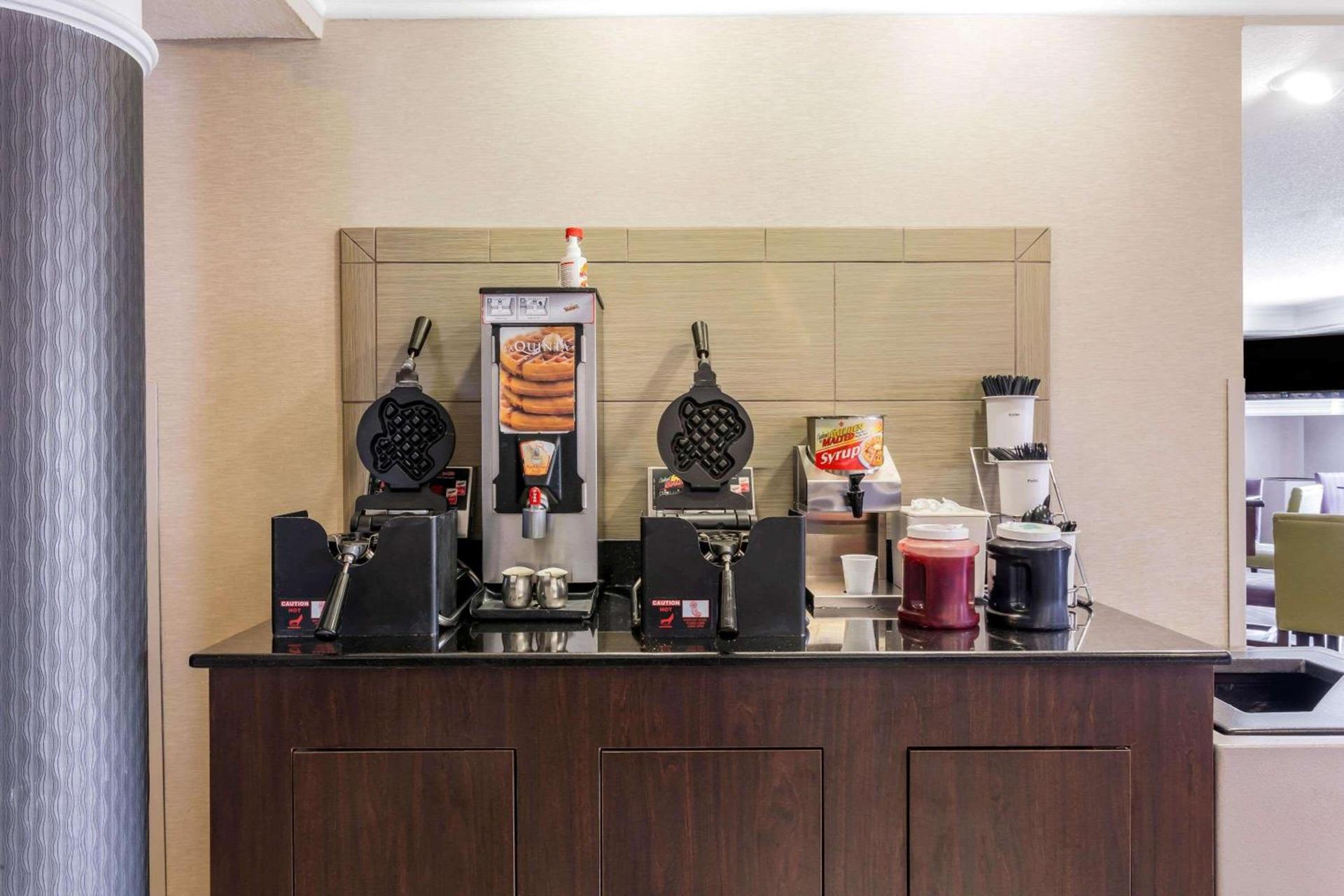 La Quinta Inn by Wyndham Odessa photo 55
