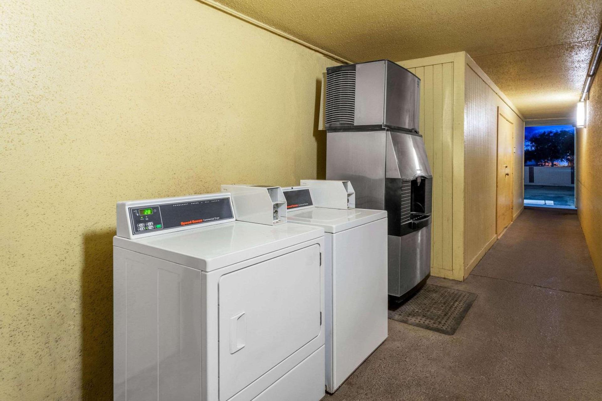 La Quinta Inn by Wyndham Odessa photo 57