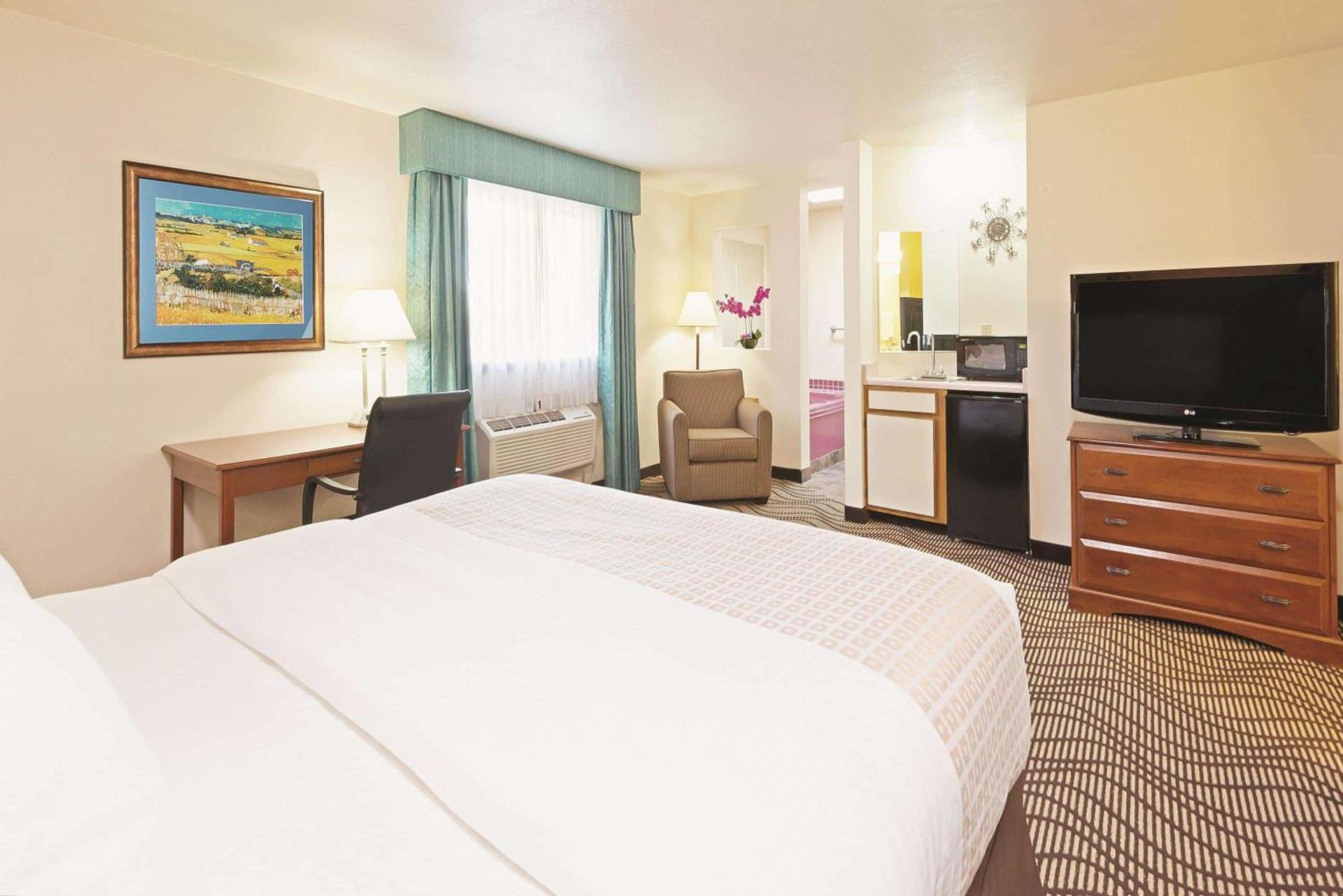 La Quinta Inn by Wyndham Caldwell photo 9