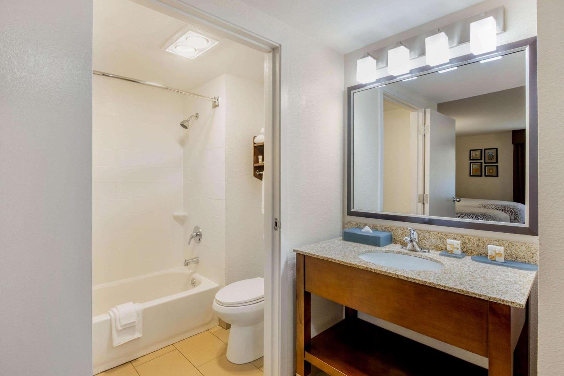 La Quinta by Wyndham Oakland - Hayward photo 11