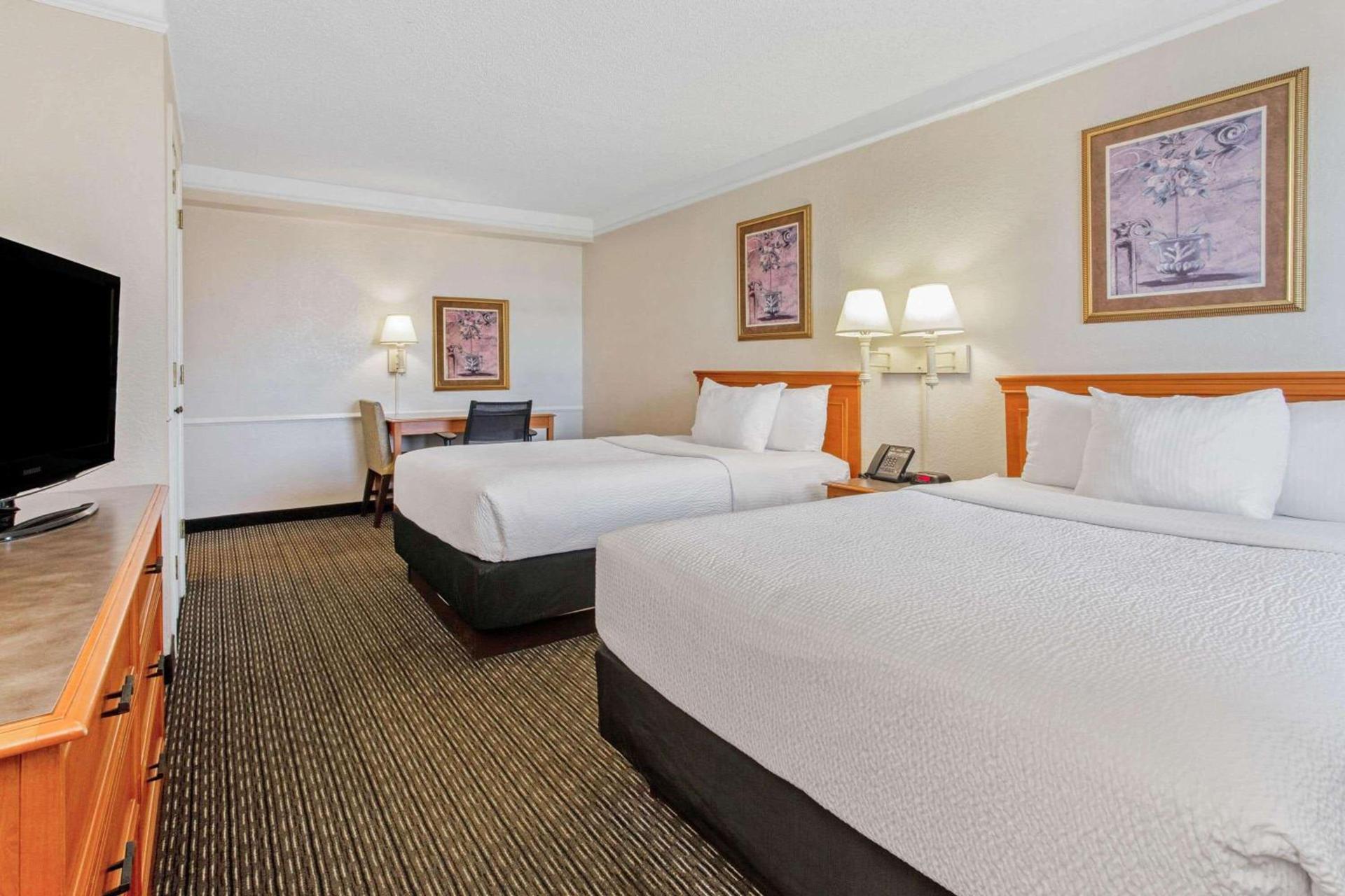 La Quinta by Wyndham St Petersburg-Clearwater photo 28