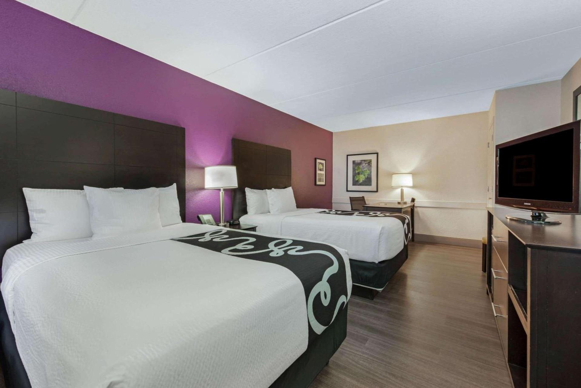 La Quinta Inn by Wyndham Miami Airport North photo 47