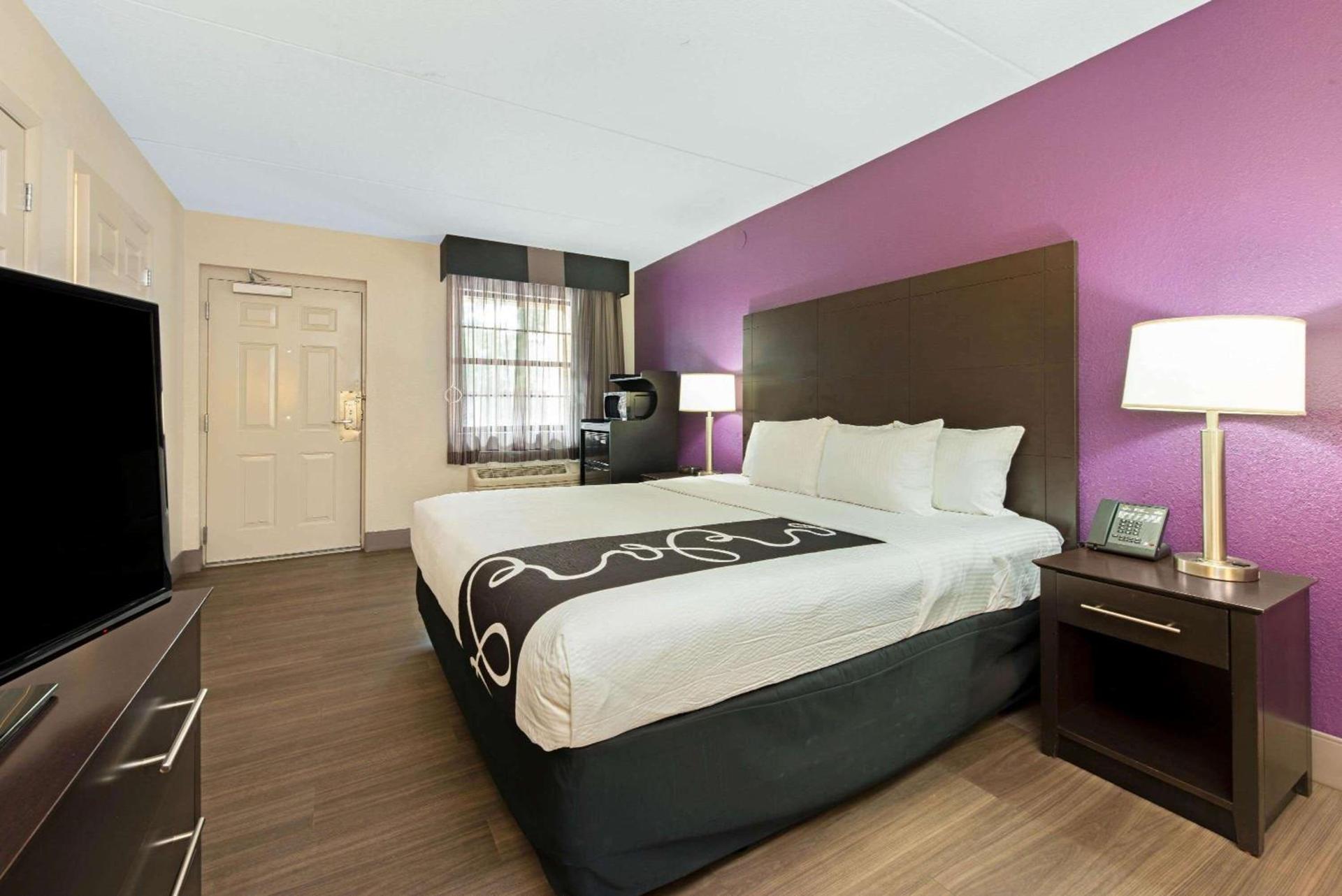La Quinta Inn by Wyndham Miami Airport North photo 59
