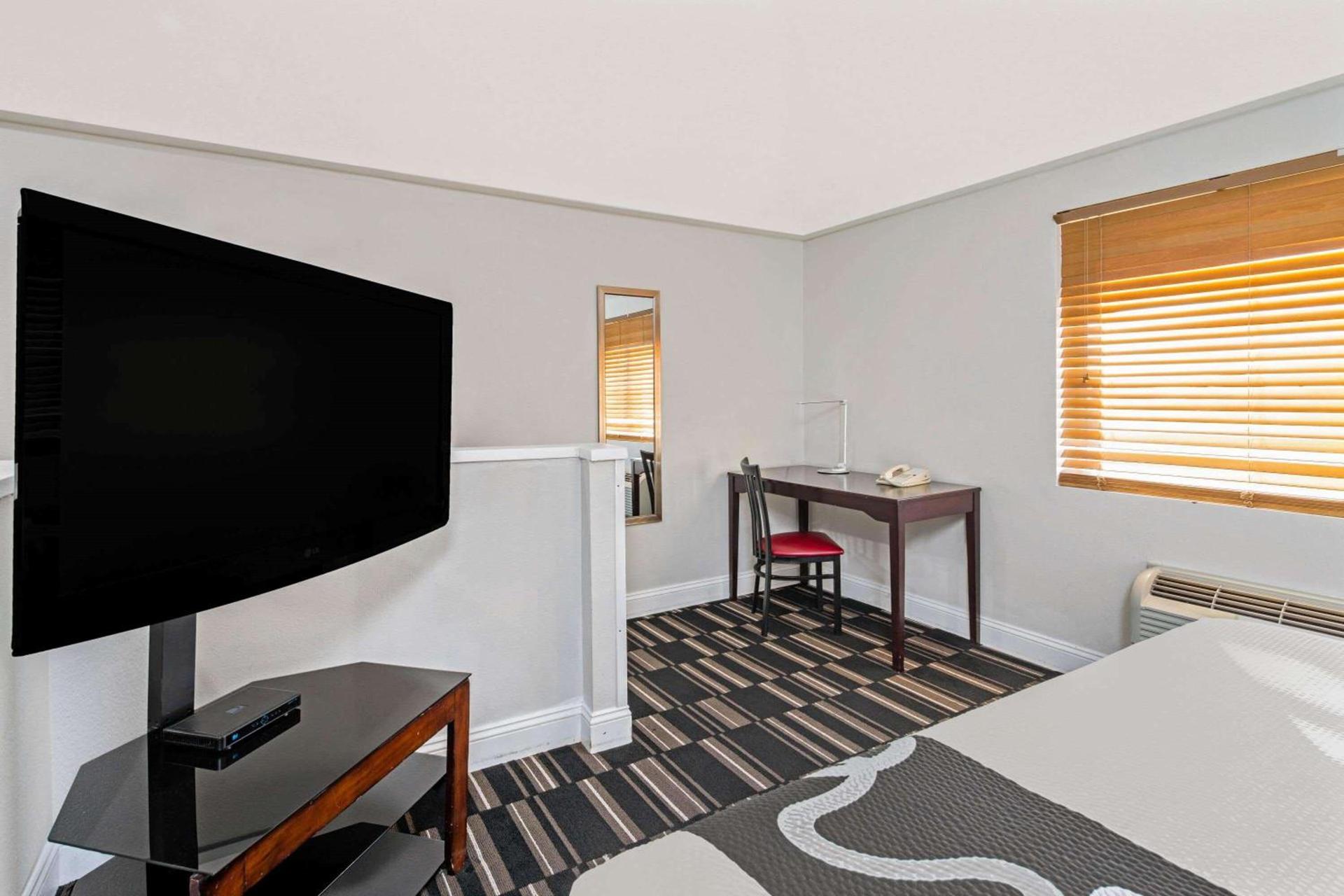 The Hotel Oceanside photo 20