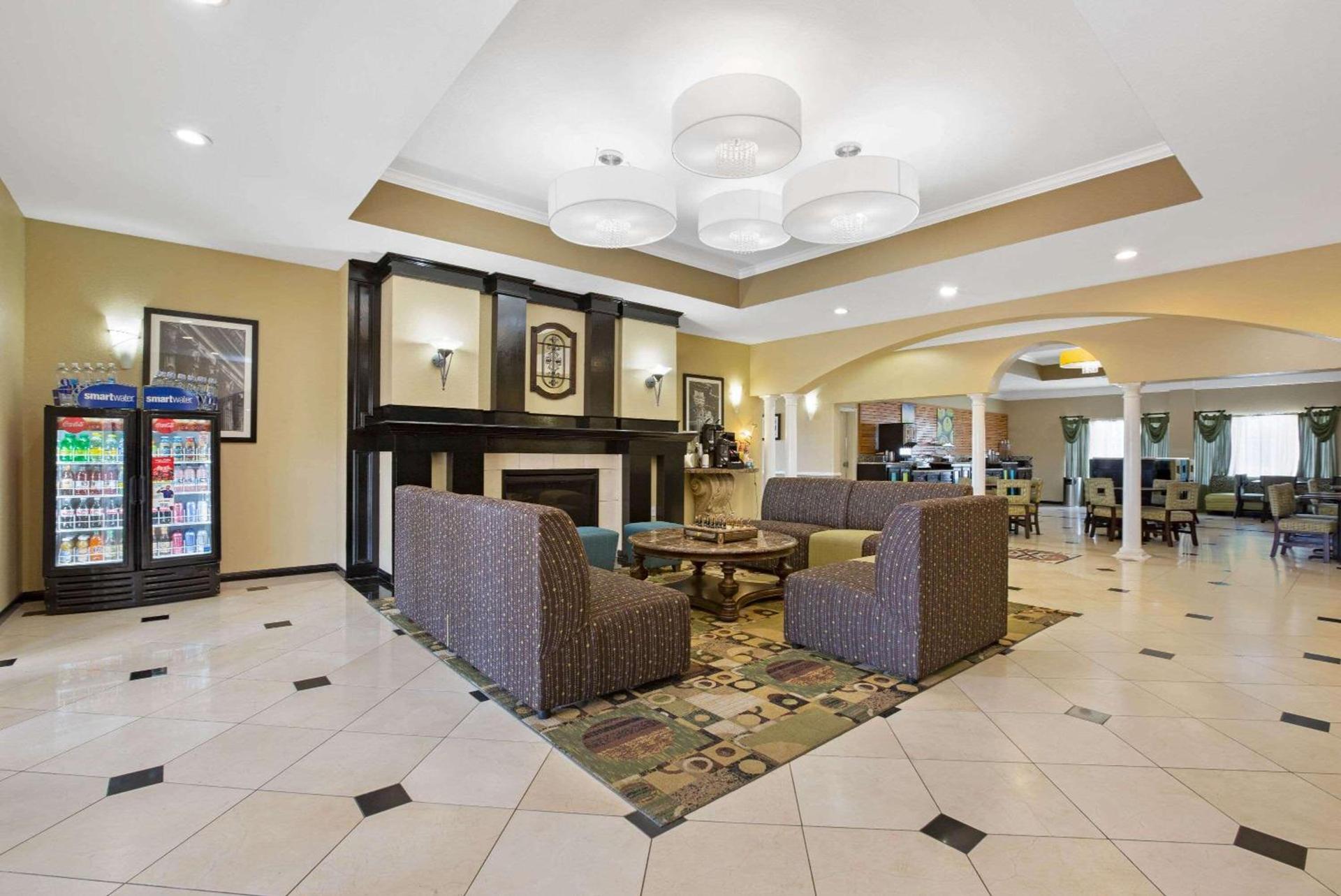 La Quinta by Wyndham Pearland photo 36