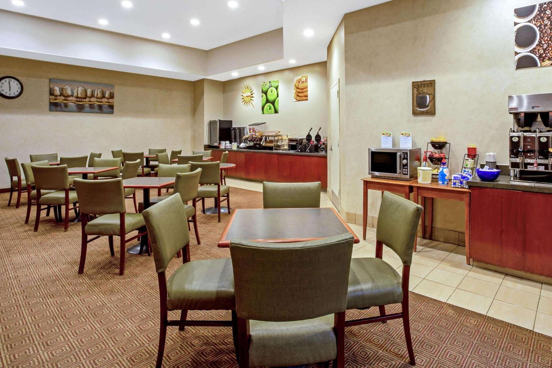 La Quinta by Wyndham Stamford / New York City photo 33