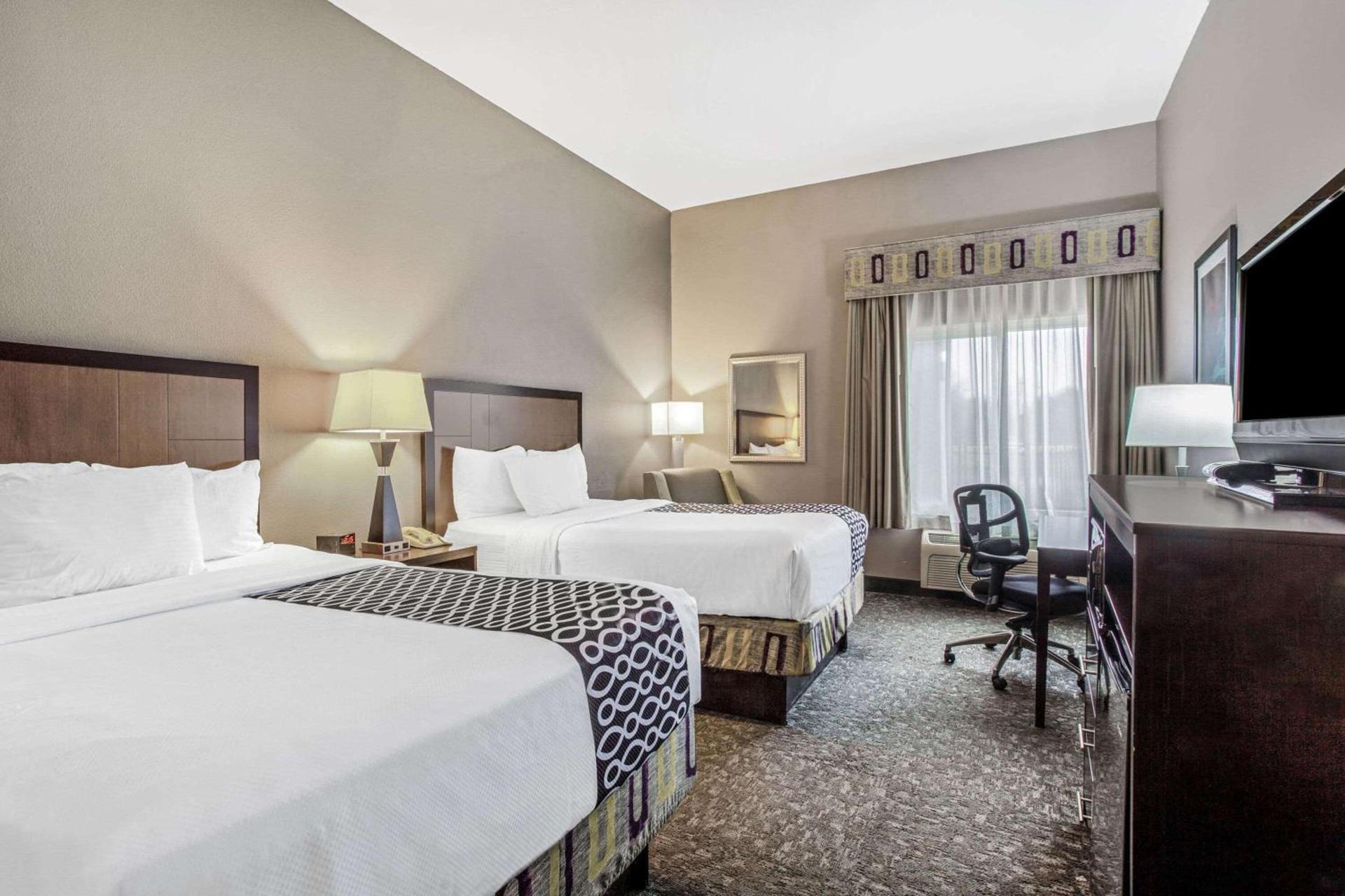 La Quinta by Wyndham Biloxi photo 21