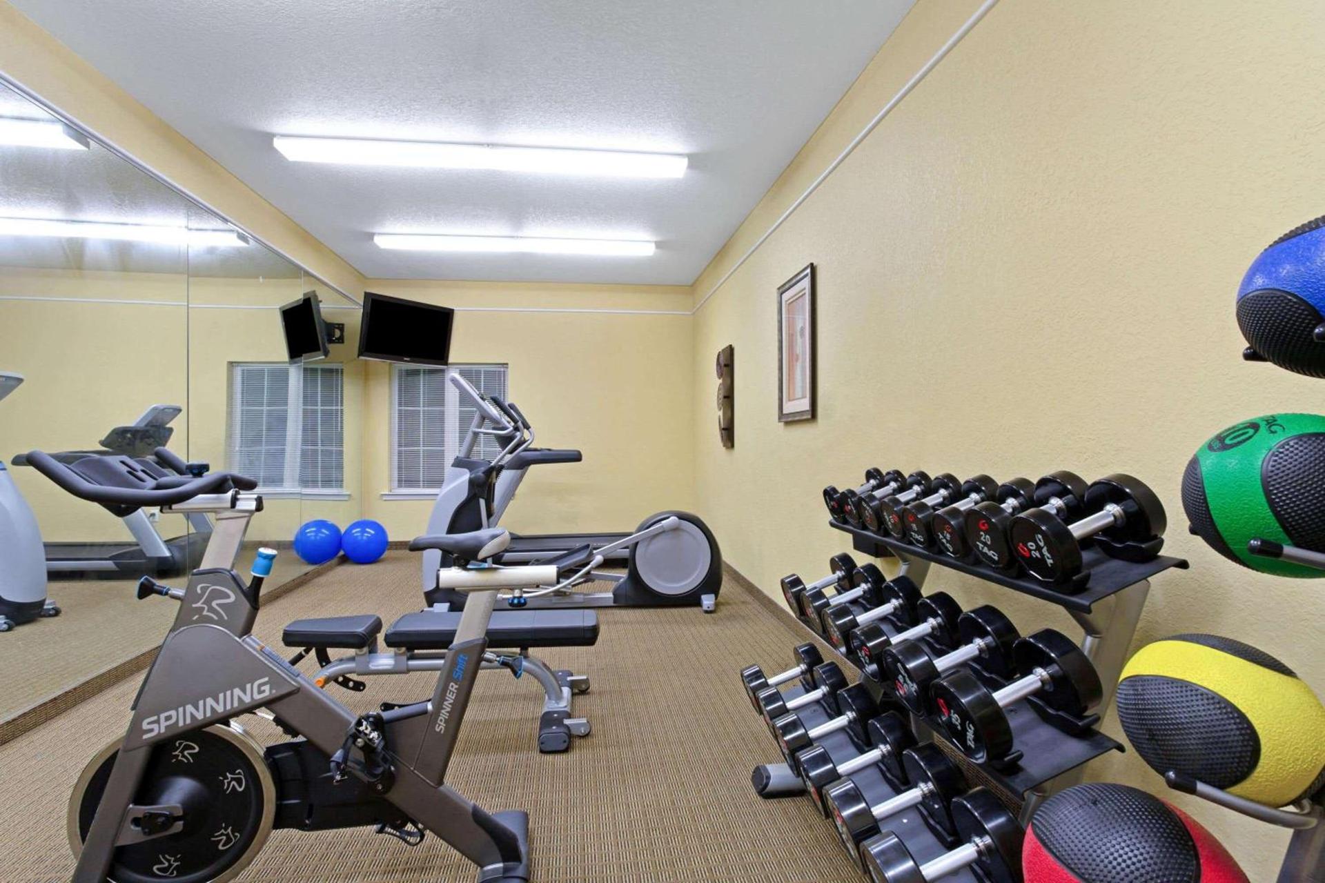 Stay Express Inn & Suites - Mobile, Al photo 29