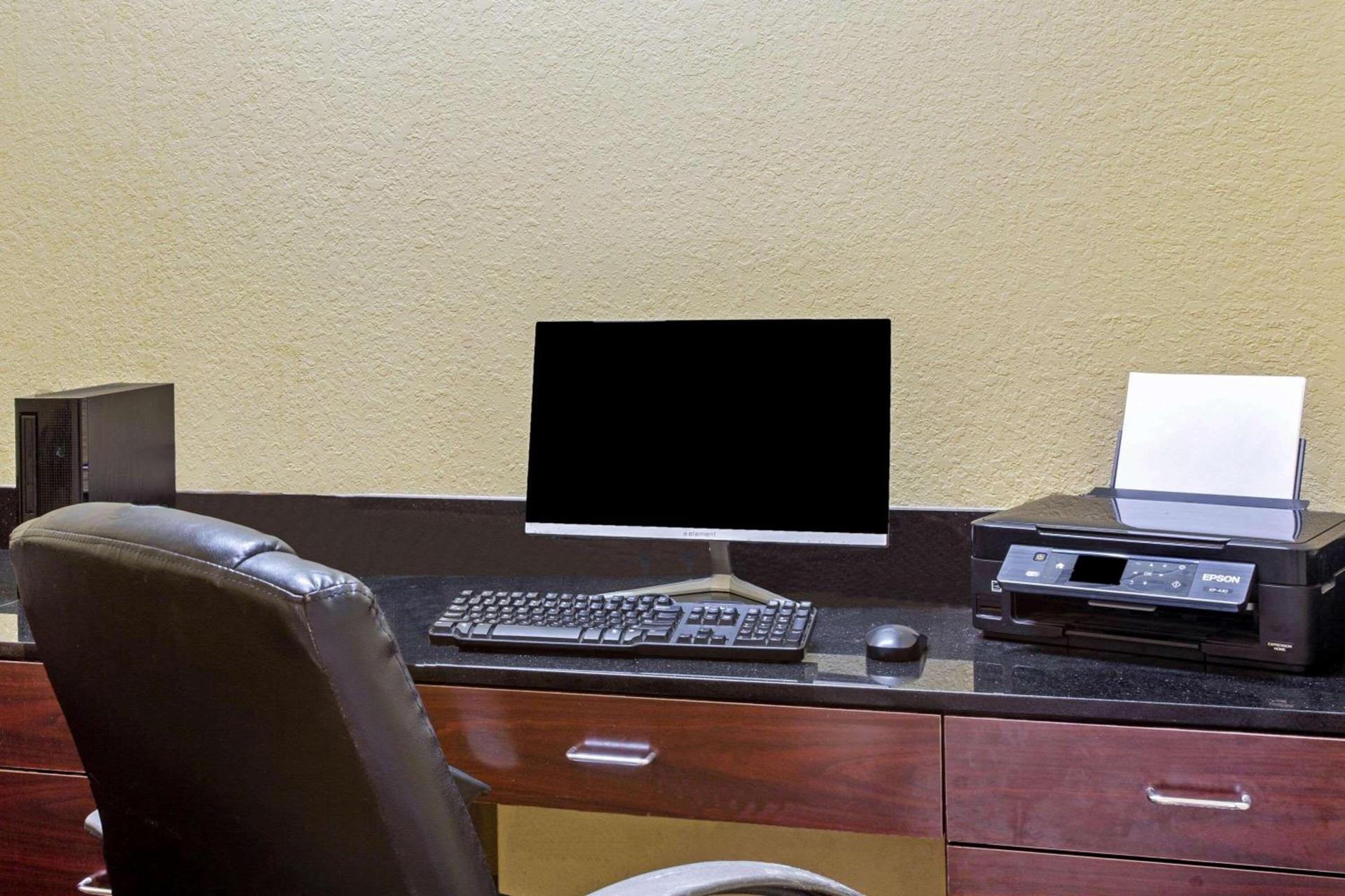 Stay Express Inn & Suites - Mobile, Al photo 39