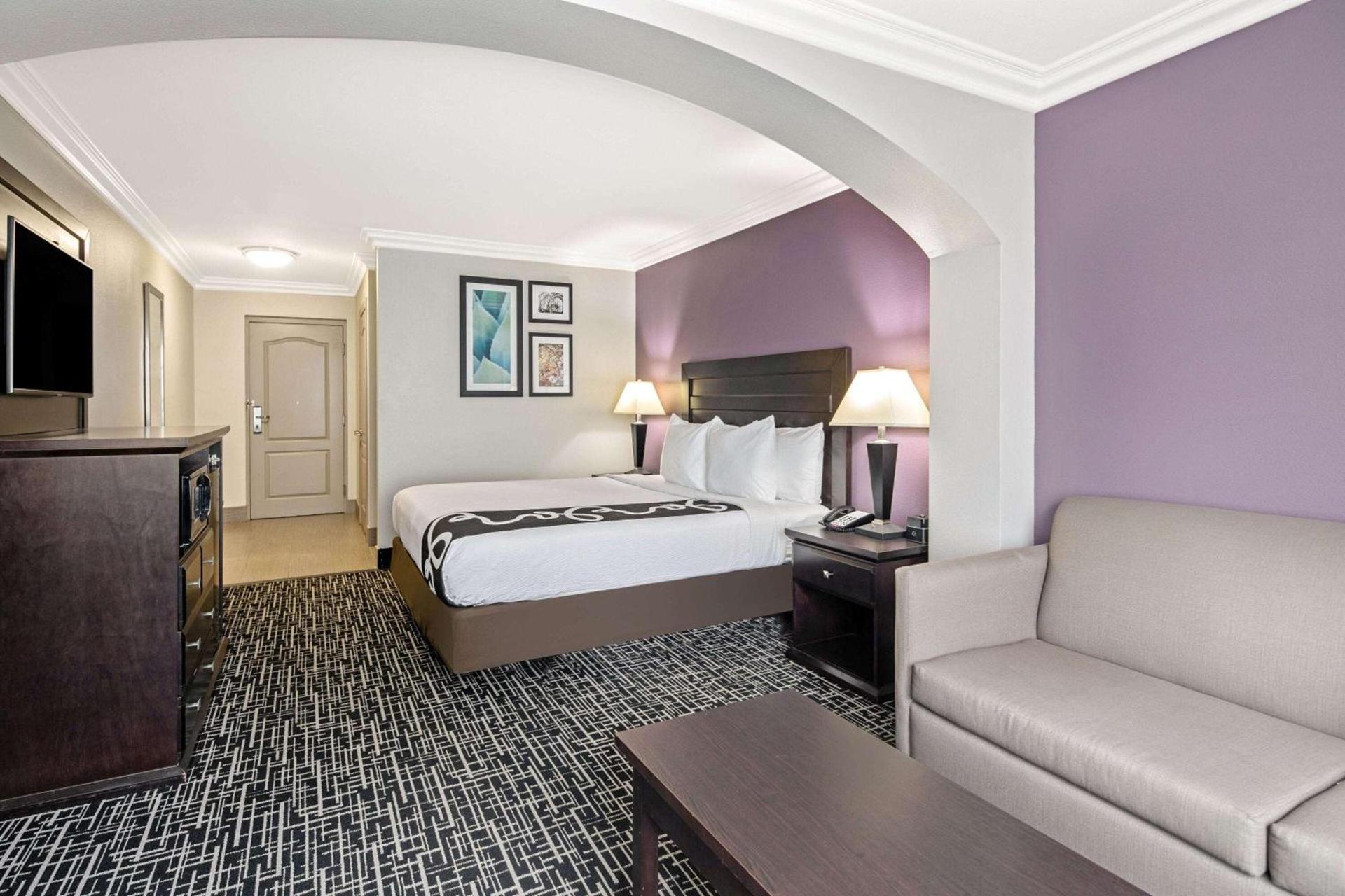 La Quinta by Wyndham Temecula photo 19