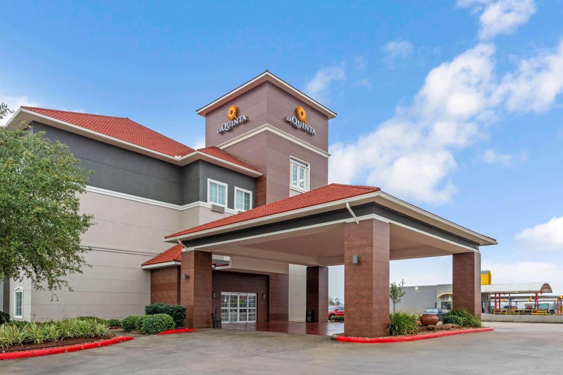 La Quinta by Wyndham Orange photo 17