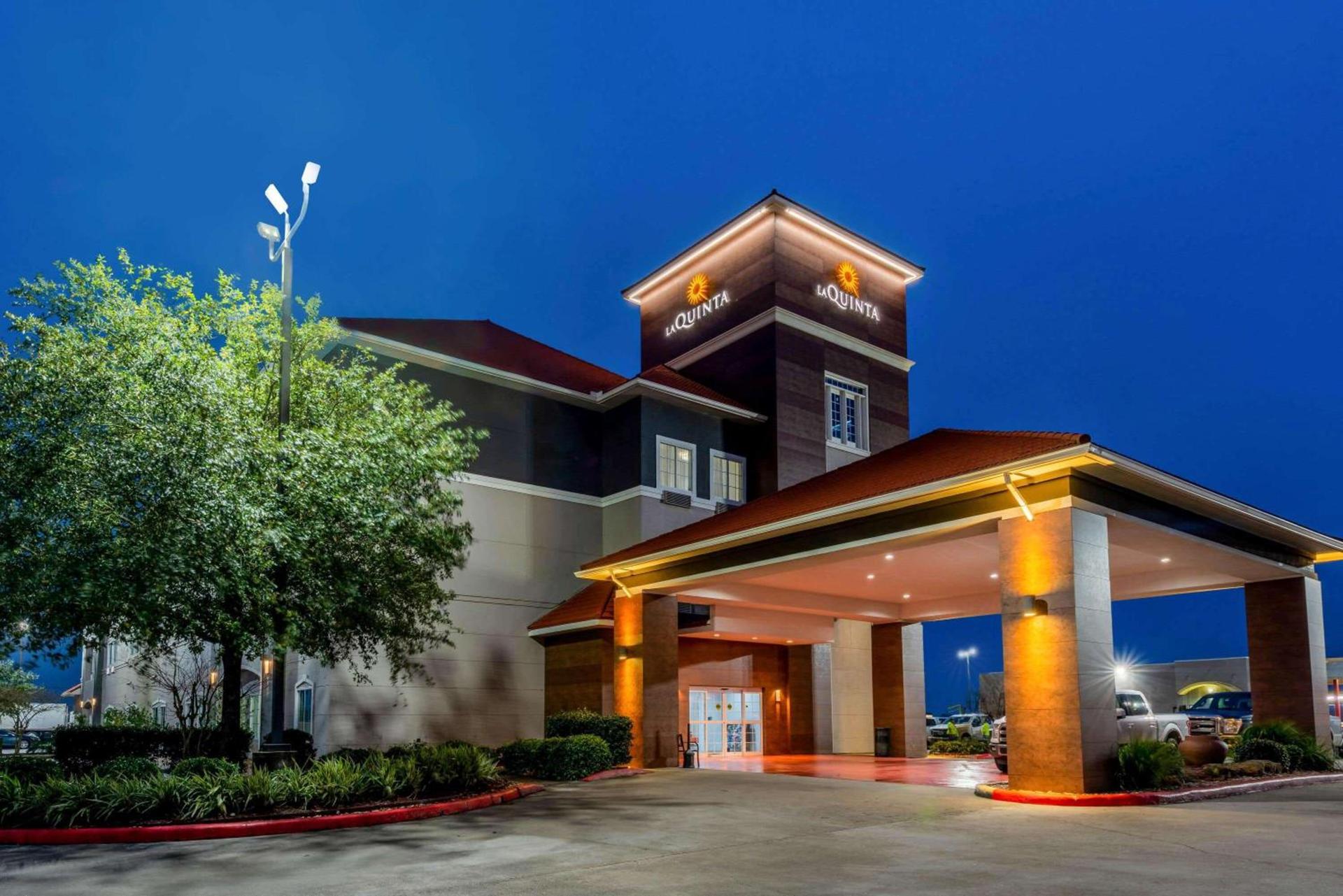 La Quinta by Wyndham Orange photo 19