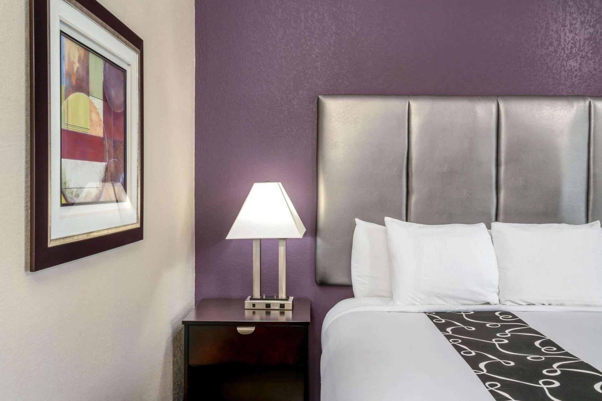 La Quinta by Wyndham Canton MS photo 12