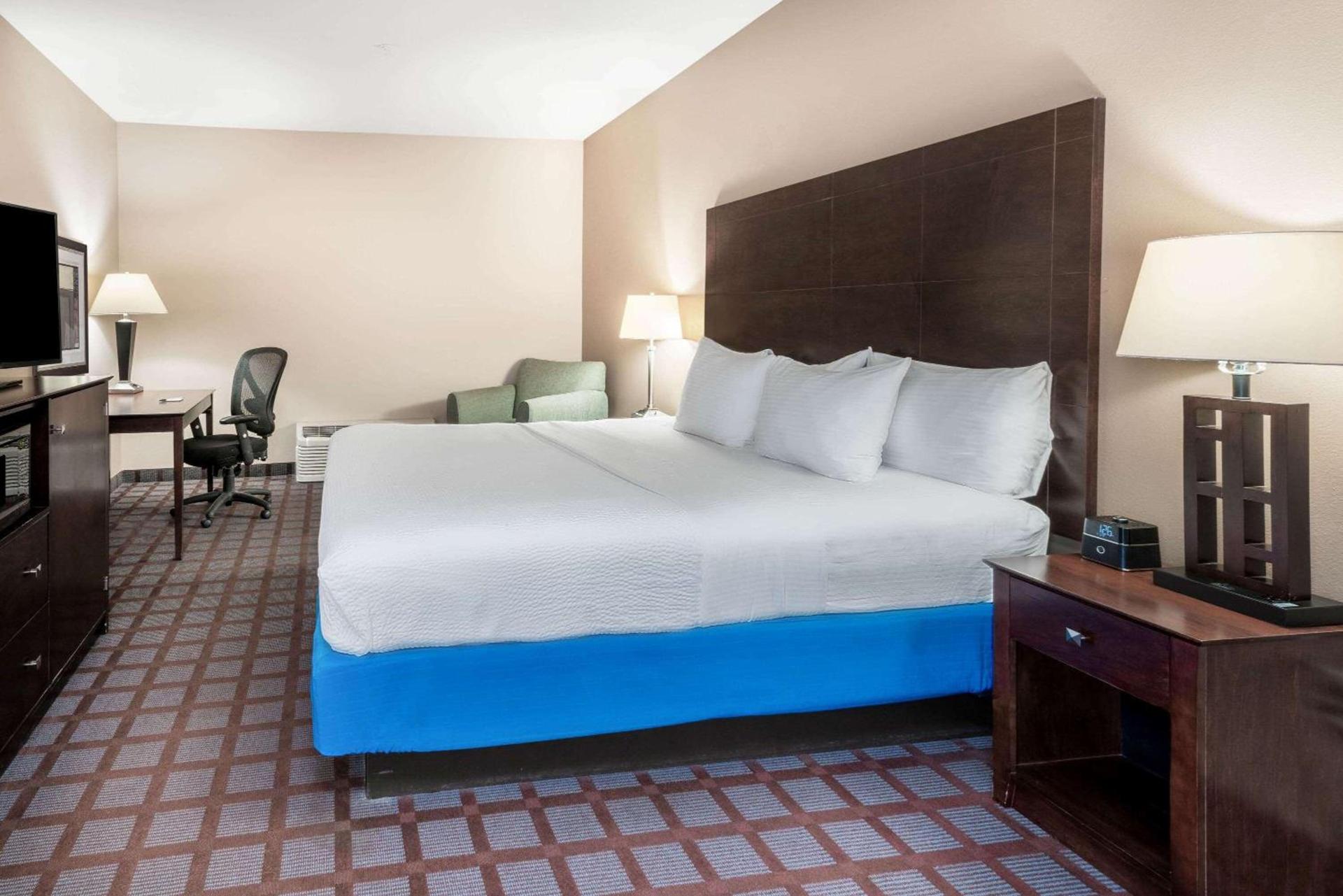 La Quinta by Wyndham Bozeman photo 11
