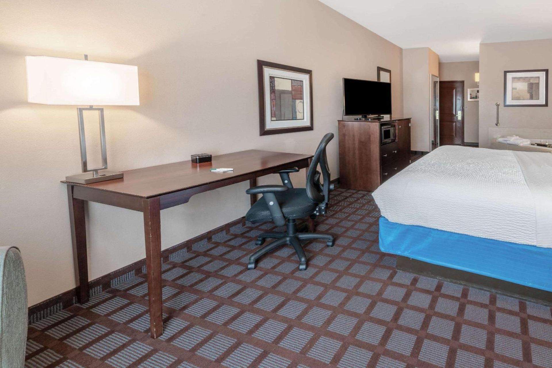La Quinta by Wyndham Bozeman photo 21