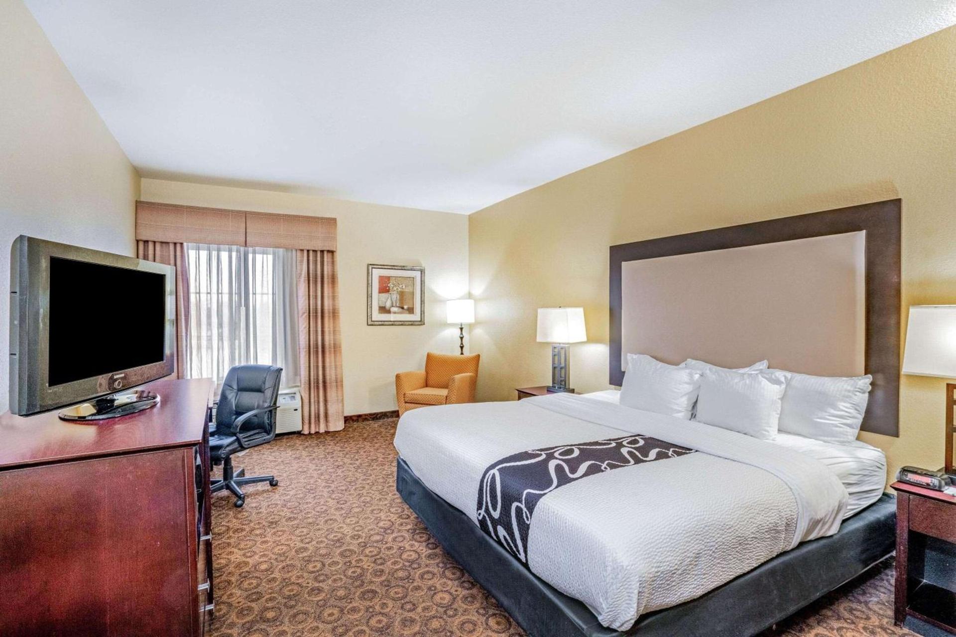 La Quinta by Wyndham Vicksburg photo 41