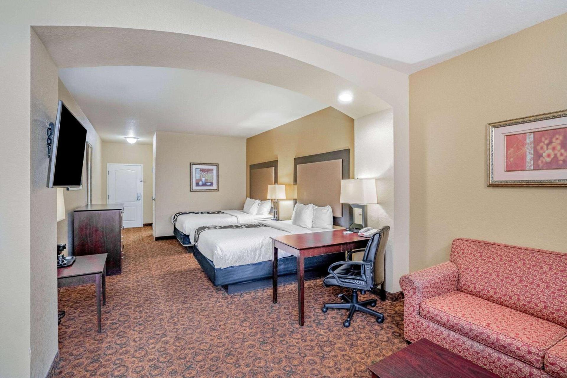 La Quinta by Wyndham Vicksburg photo 45
