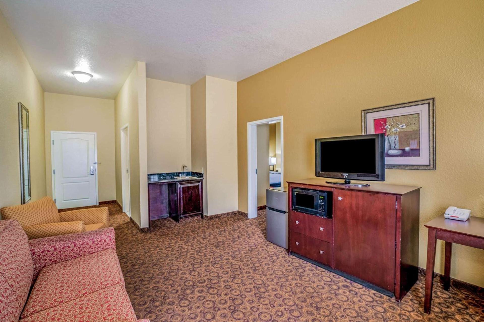 La Quinta by Wyndham Vicksburg photo 48