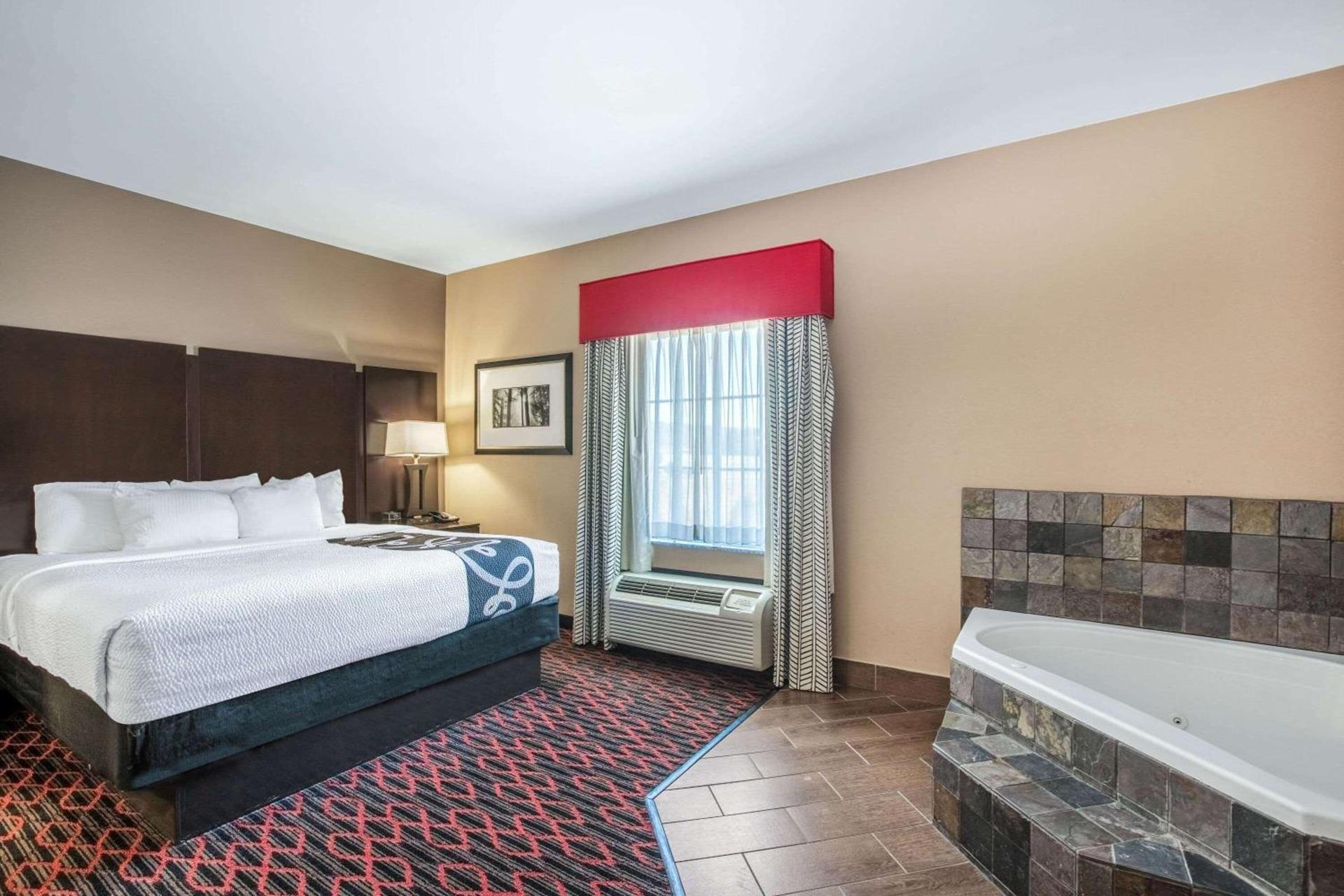 La Quinta by Wyndham Conway photo 19