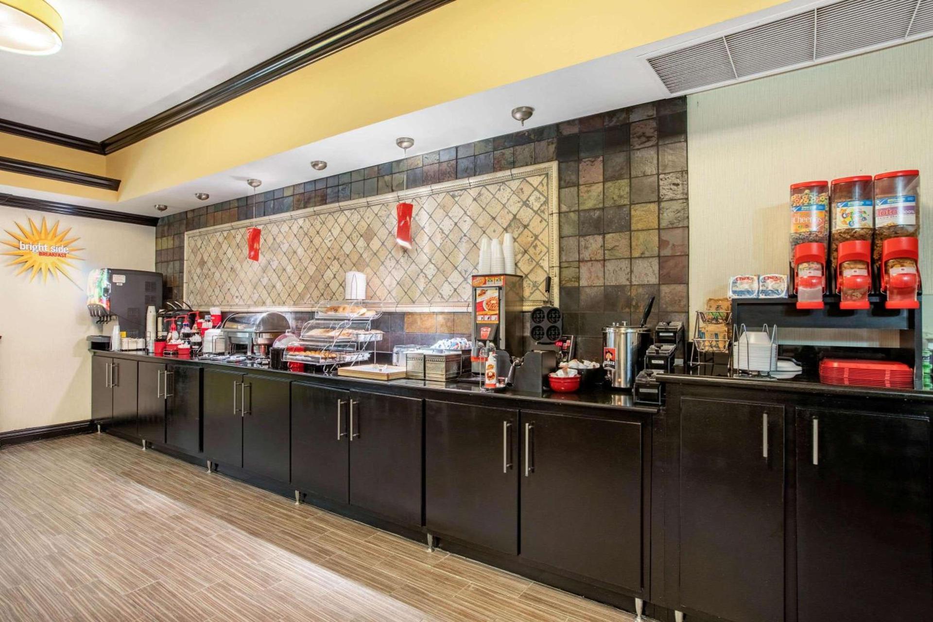 La Quinta by Wyndham Conway photo 27