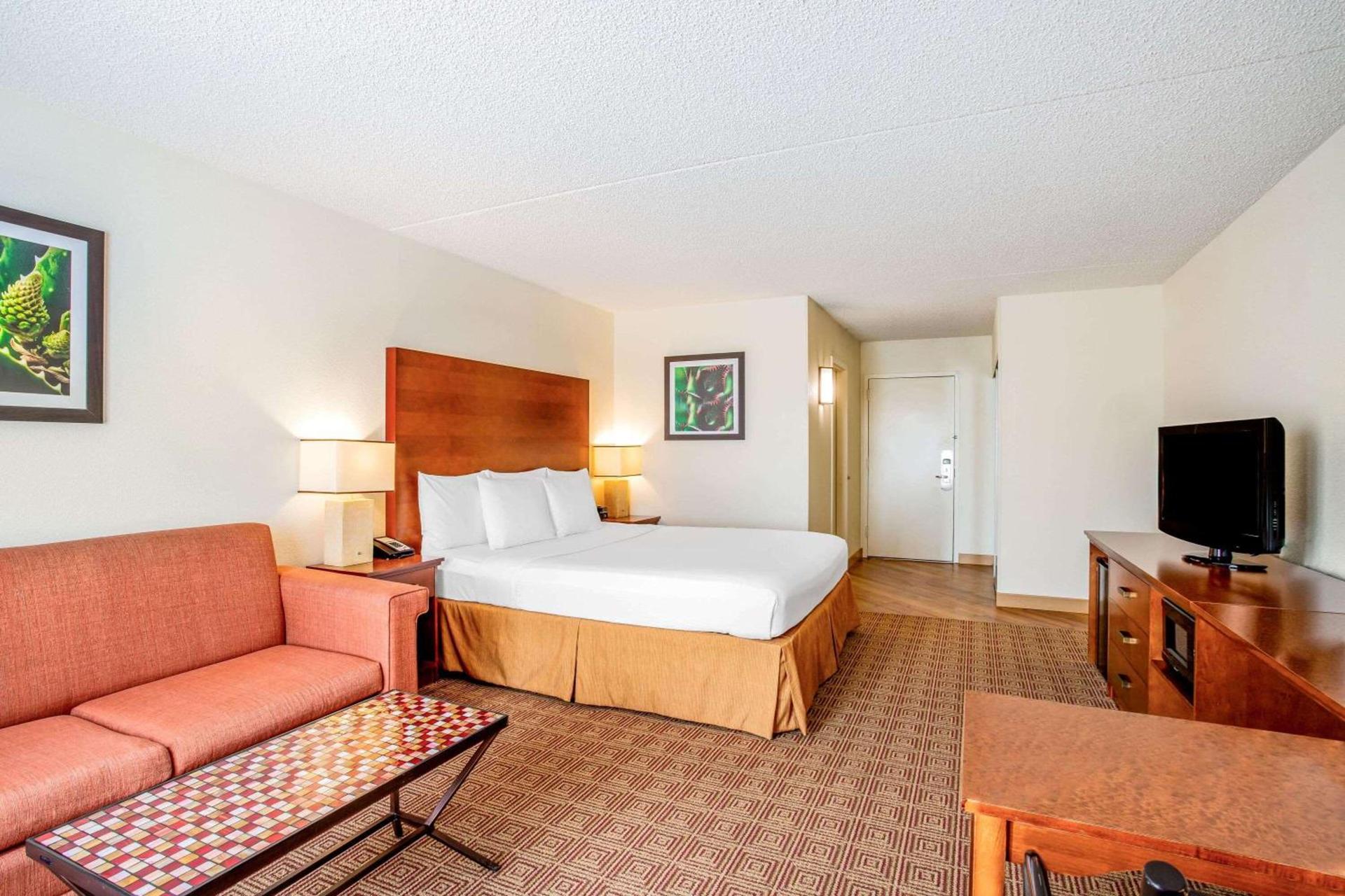 La Quinta by Wyndham Danbury photo 34