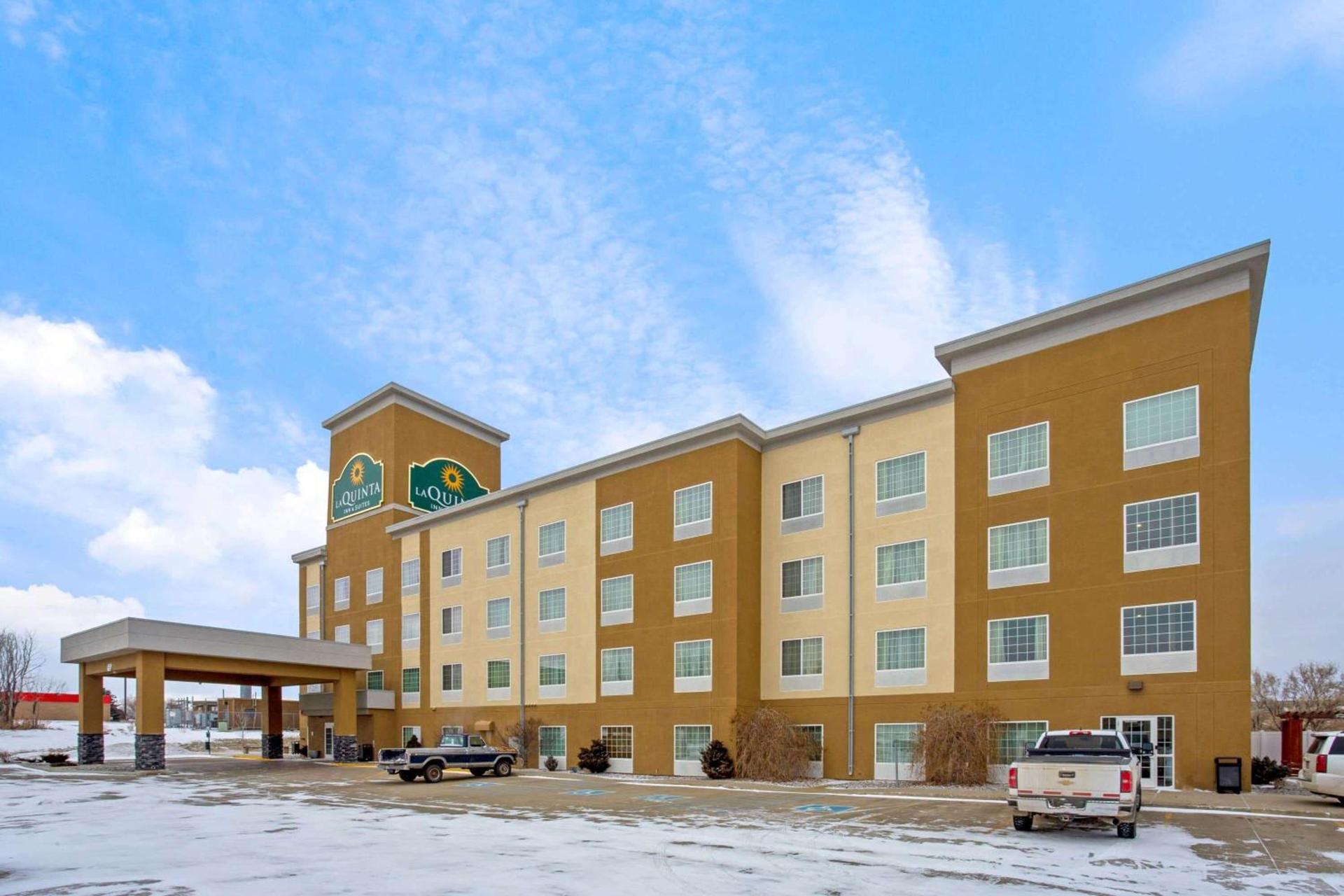 La Quinta by Wyndham Dickinson photo 2