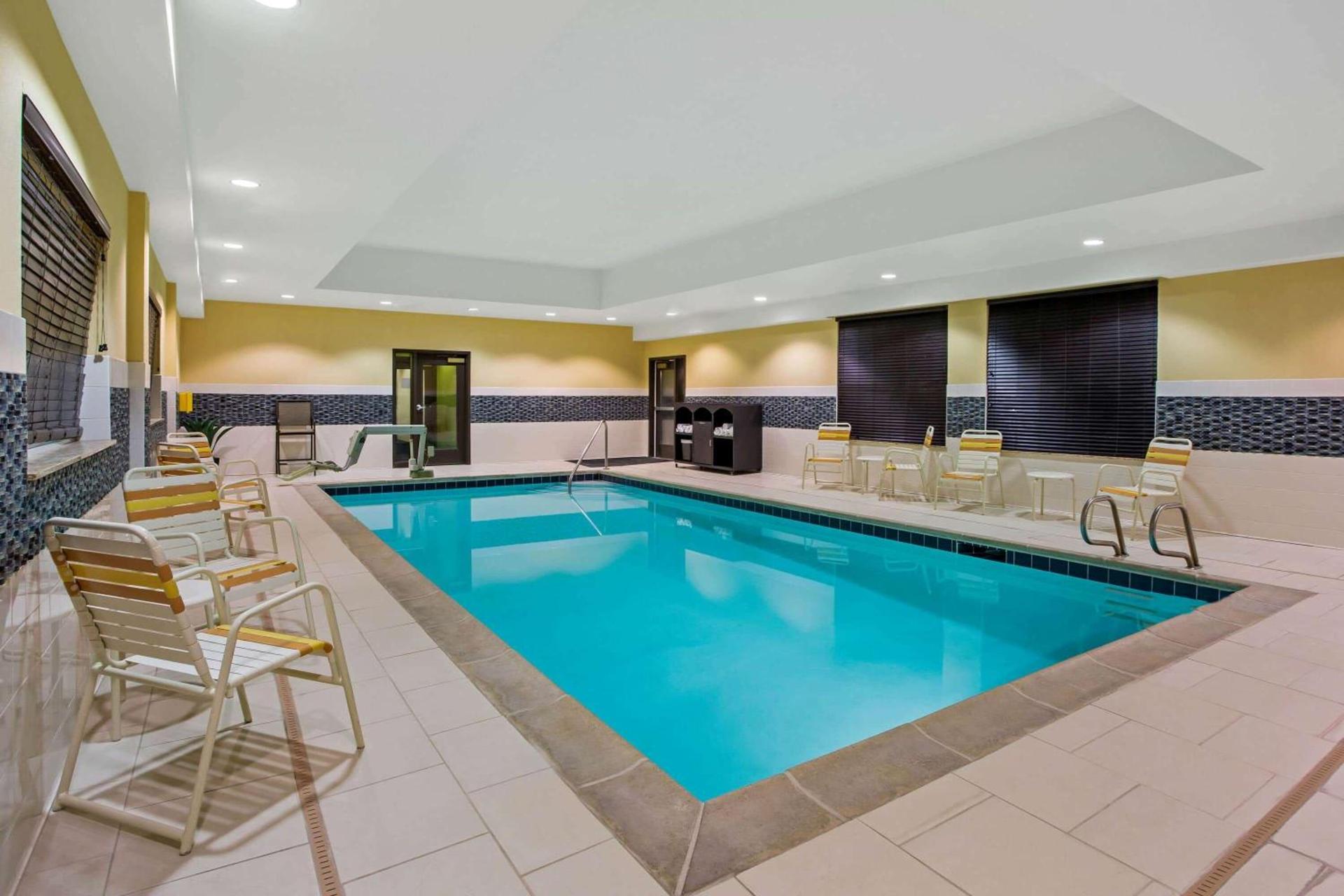 La Quinta by Wyndham Pecos photo 8