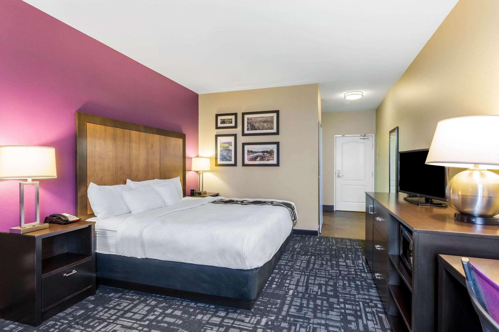 La Quinta by Wyndham Monahans photo 19