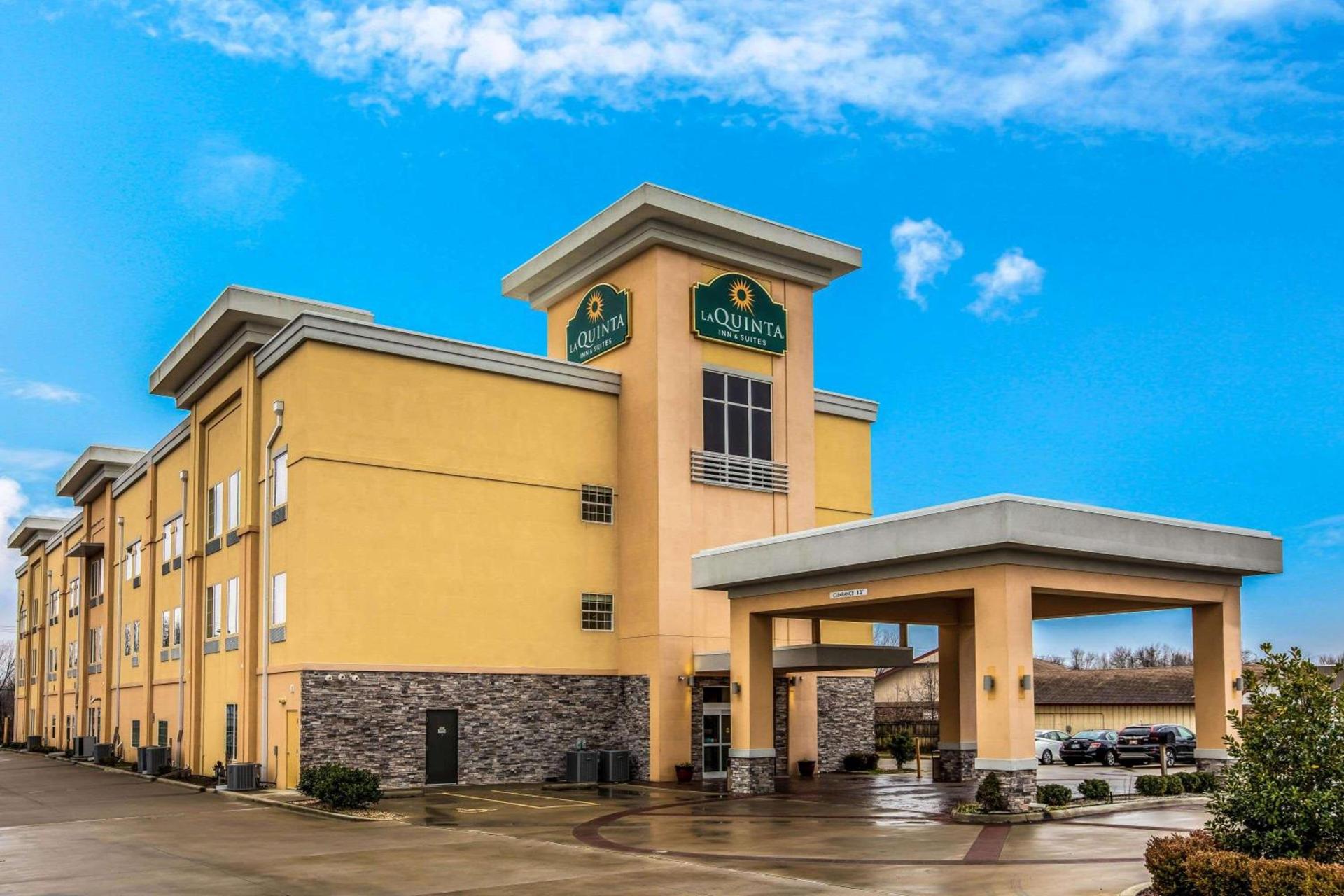 Comfort Inn & Suites photo 52