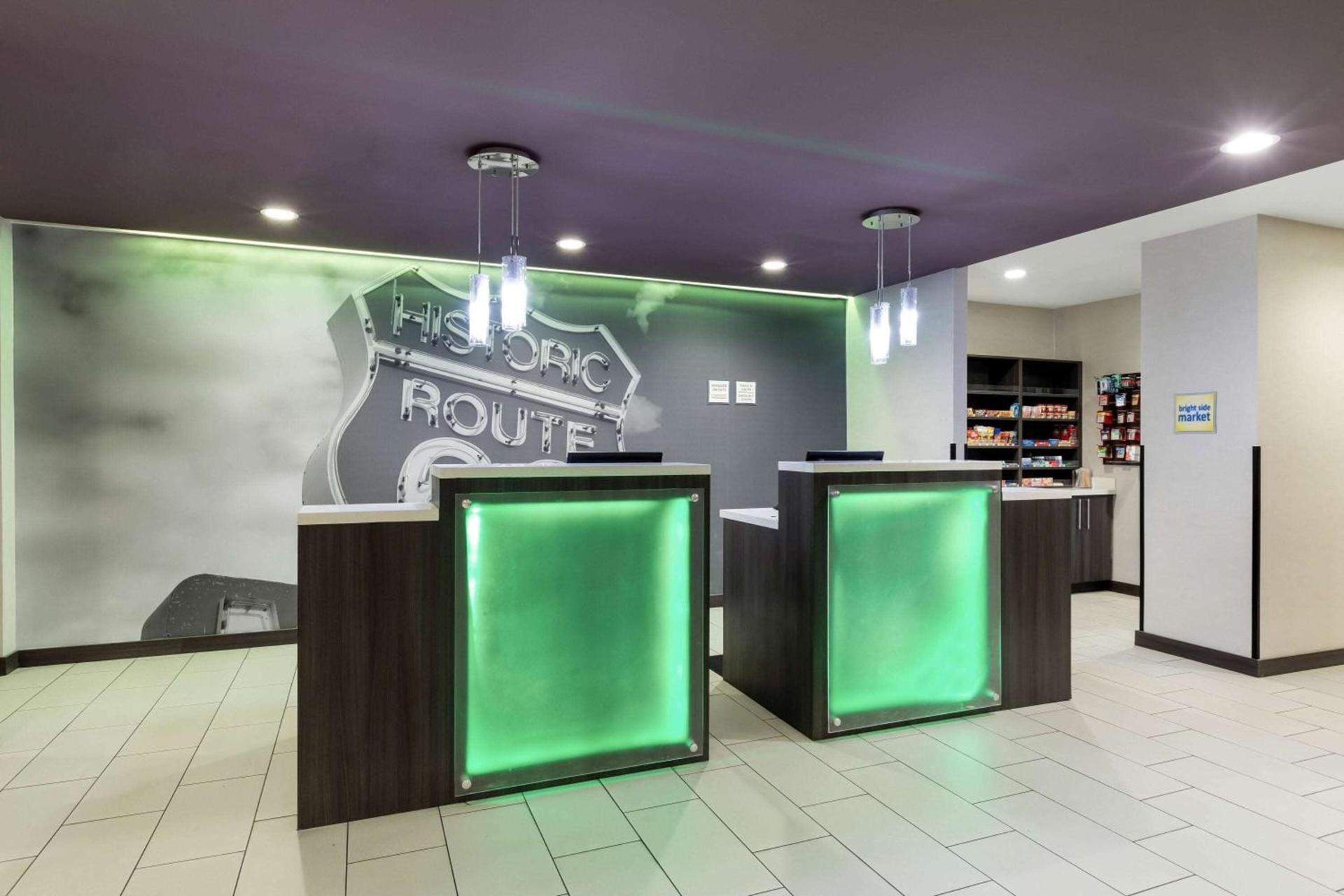 Comfort Inn & Suites photo 47