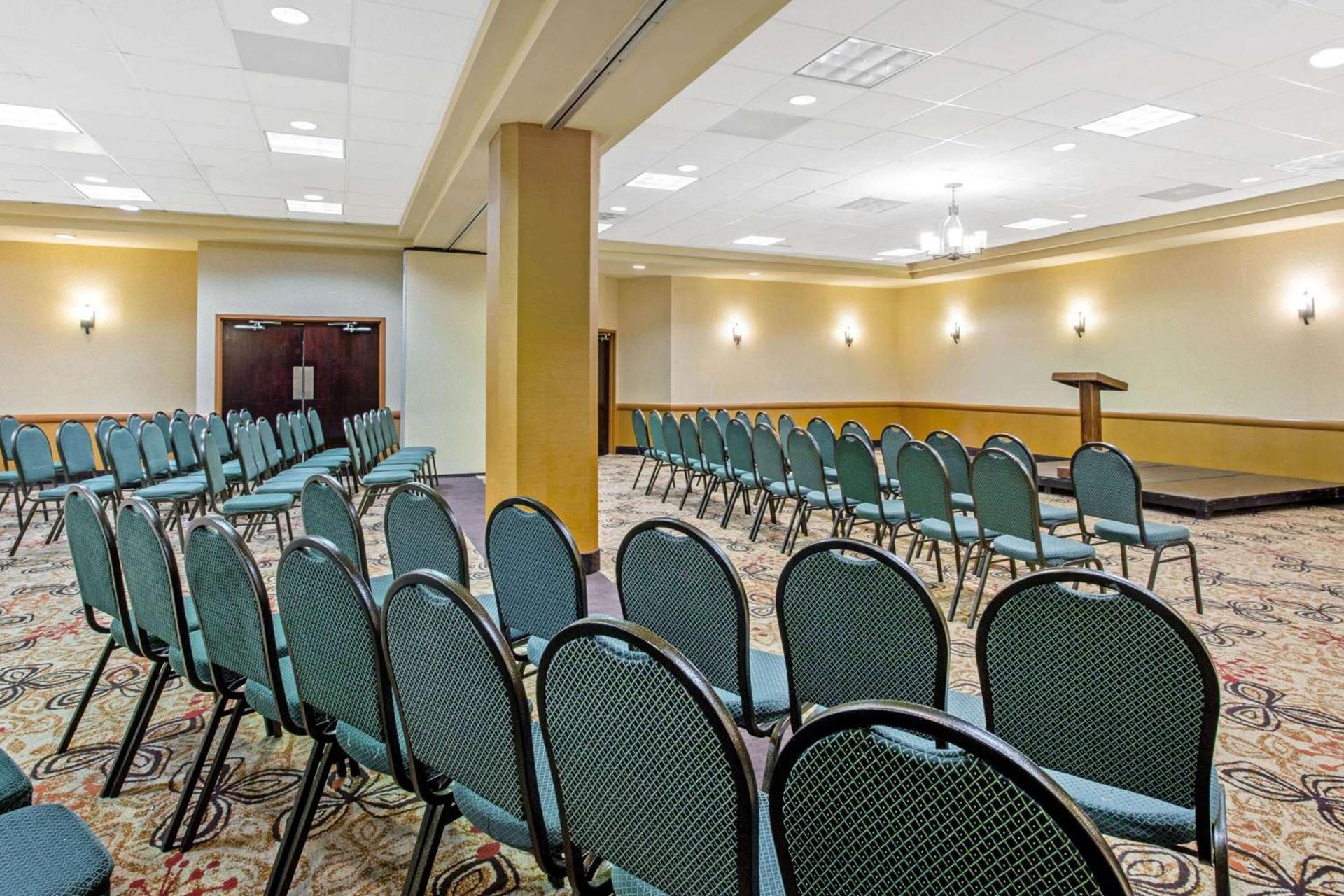 DoubleTree by Hilton Salisbury photo 18