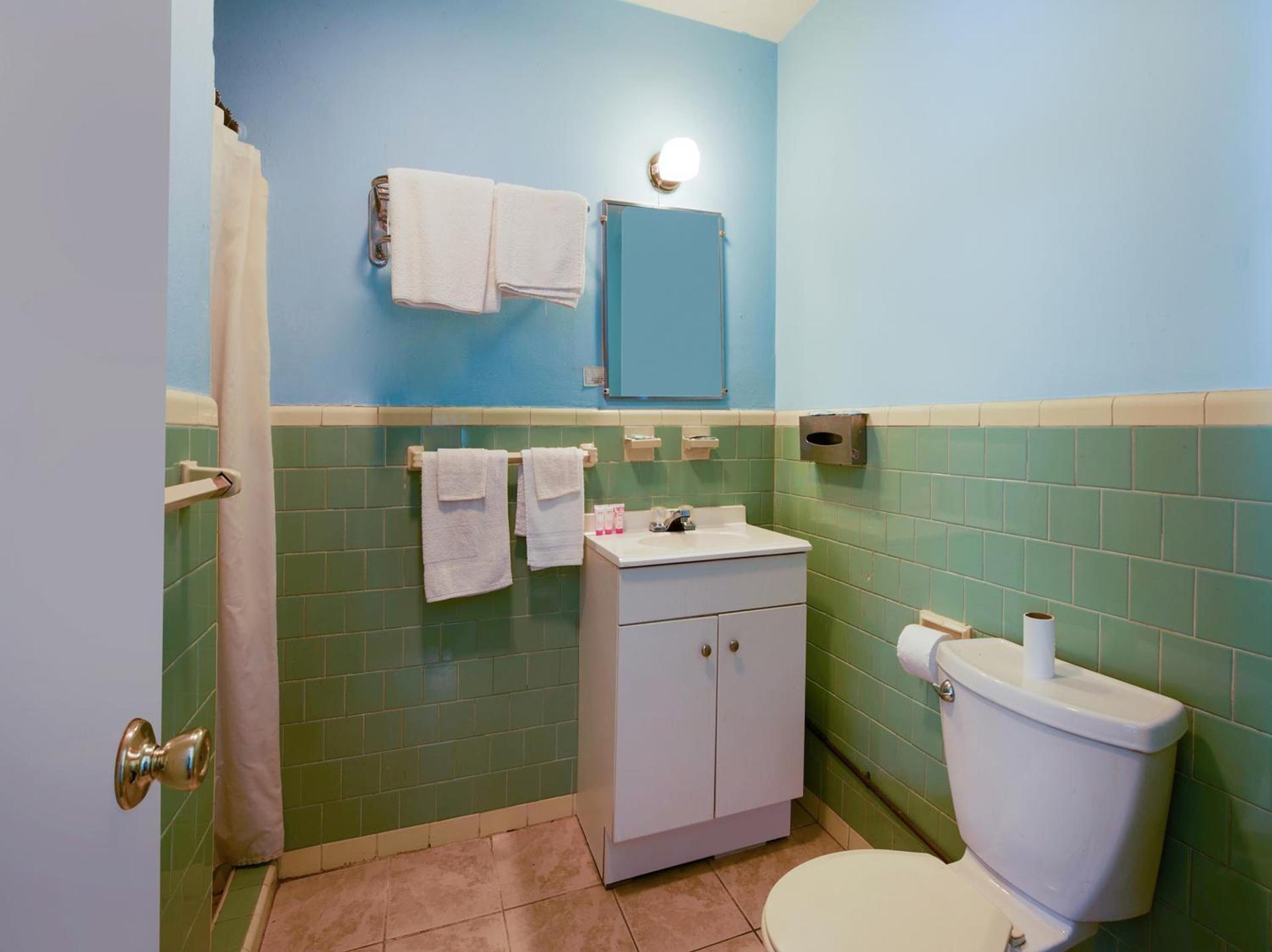 OYO Hotel Salem-Roanoke I-81 photo 26